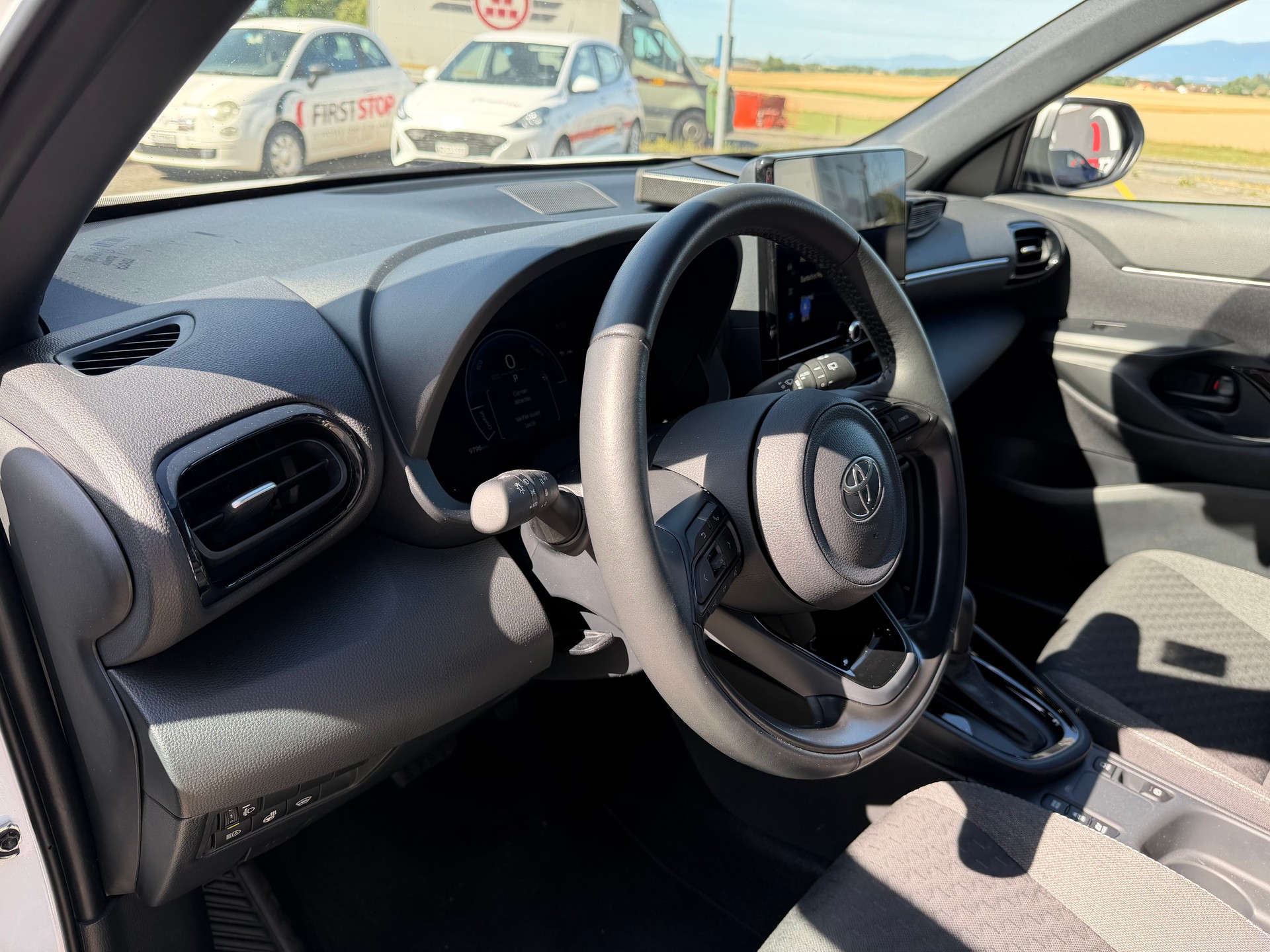 TOYOTA Yaris Cross 1.5 Trend e-CVT-image-8