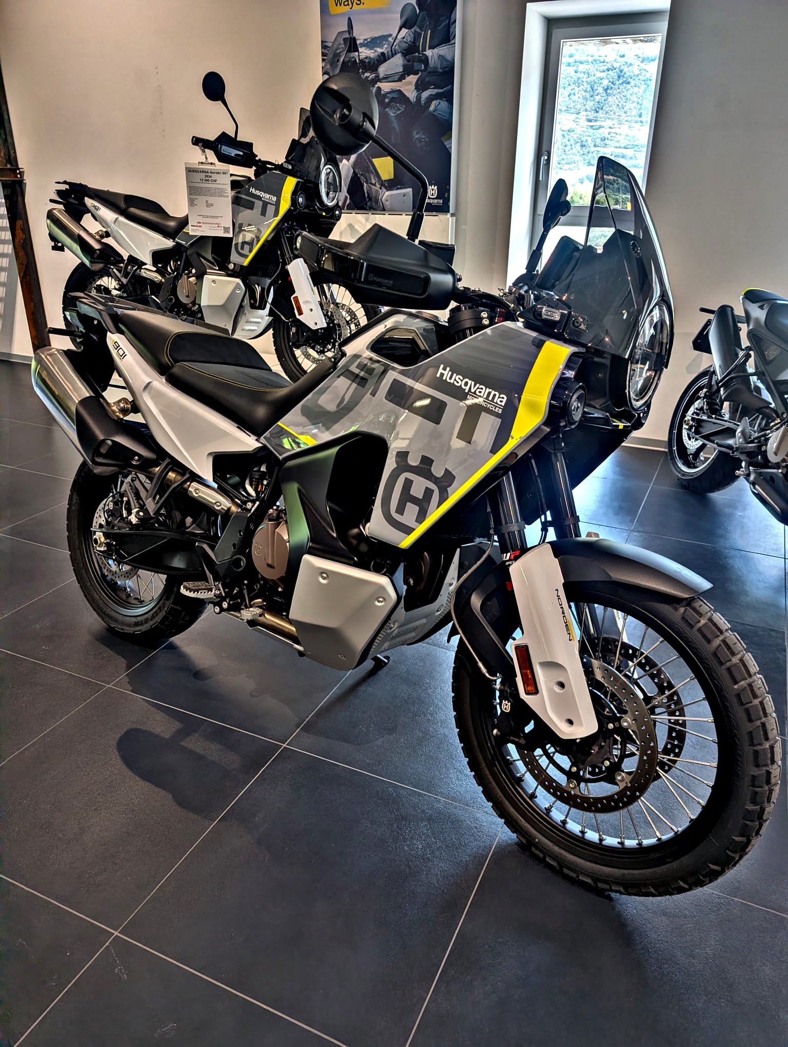 HUSQVARNA Norden 901 Expedition