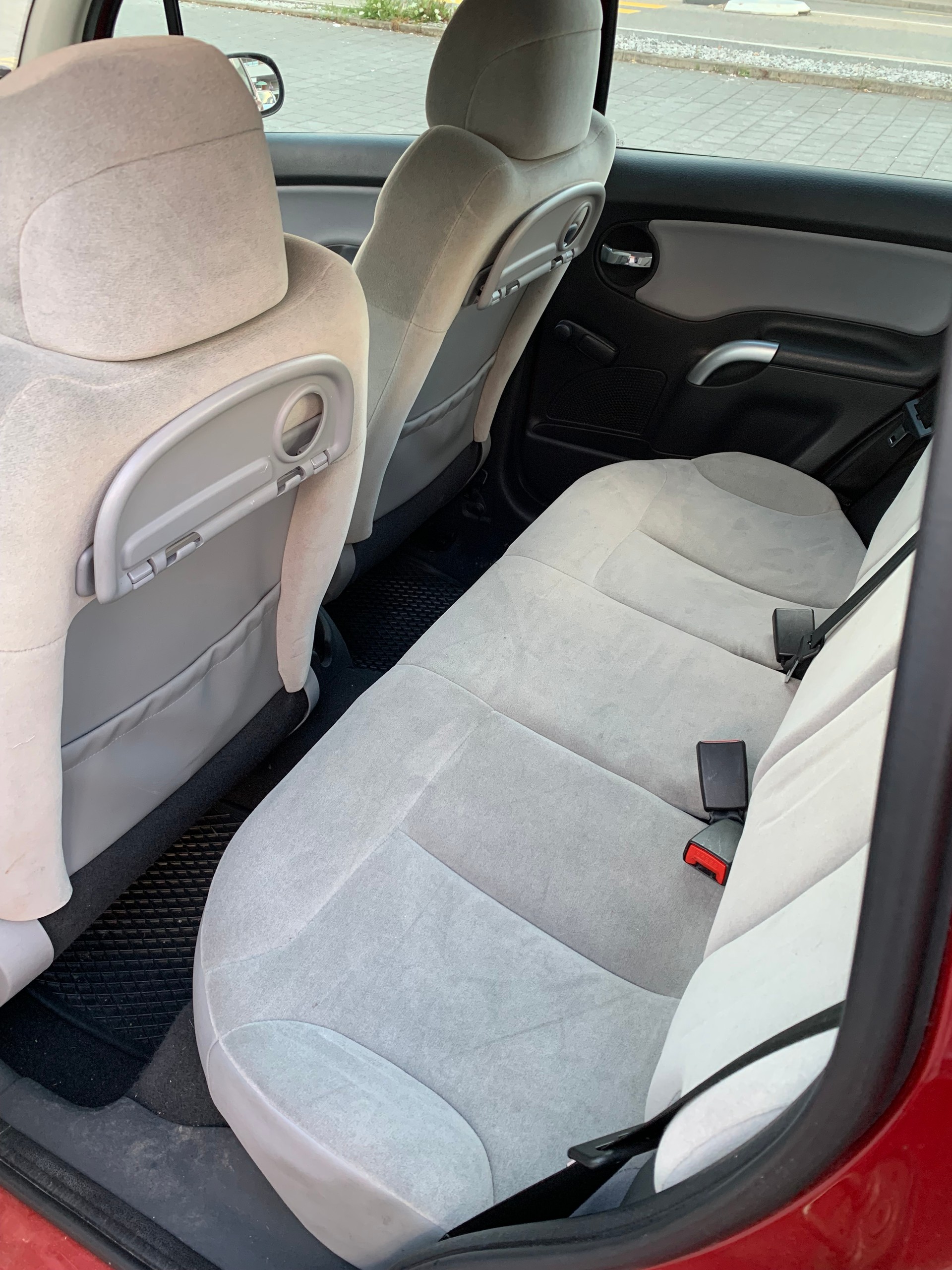 CITROEN C3 1.4i Exclusive-image-7