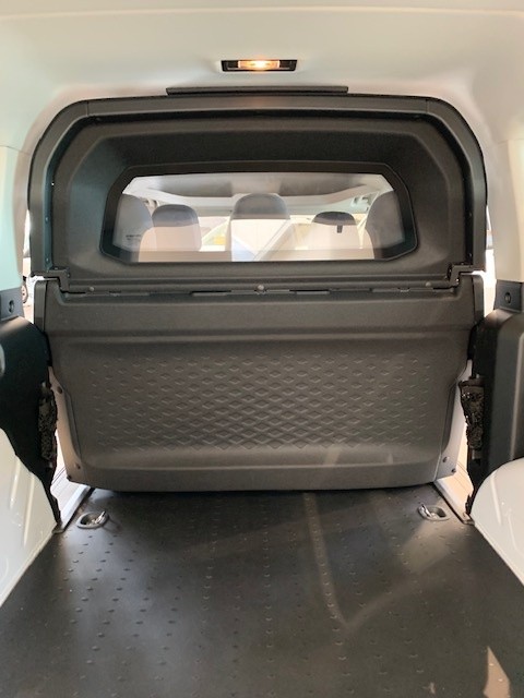 FORD Grand Transit Connect FlexCab 1.5 EcoBoost 150 Trend PHEV-image-12