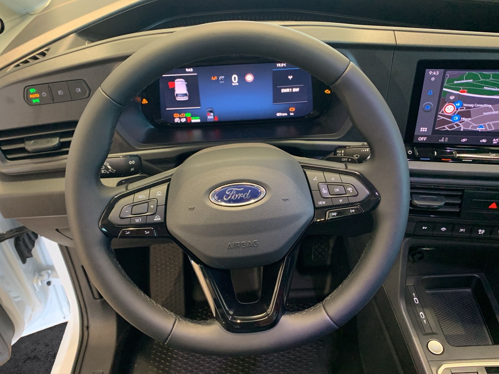 FORD Grand Transit Connect FlexCab 1.5 EcoBoost 150 Trend PHEV-image-8