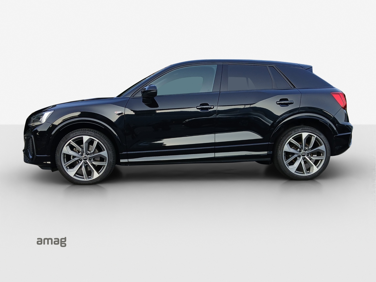AUDI Q2 40 TFSI S line Attraction quattro S-tronic-image-1