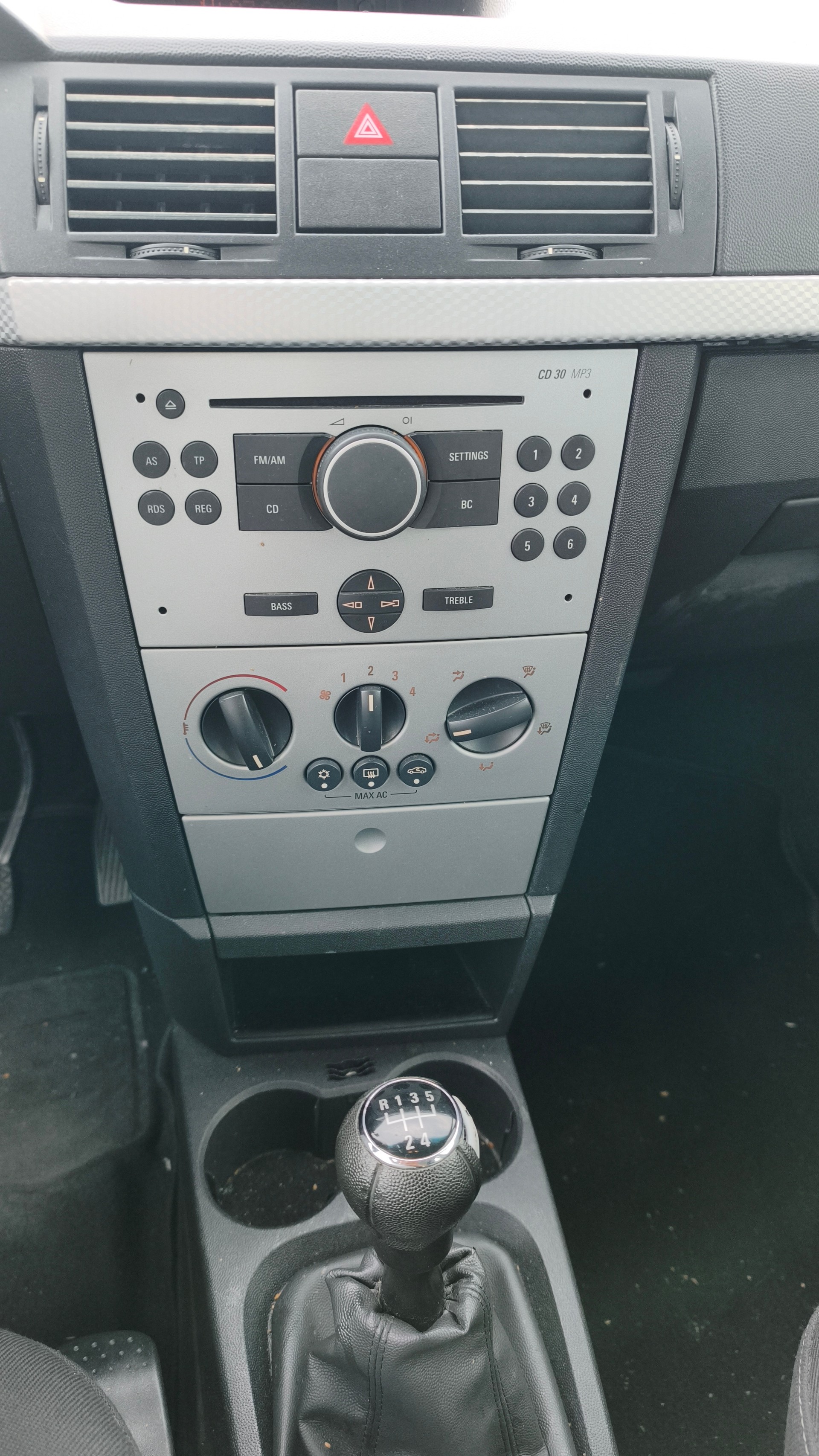 OPEL Meriva 1.6i-16 TP Cosmo-image-10