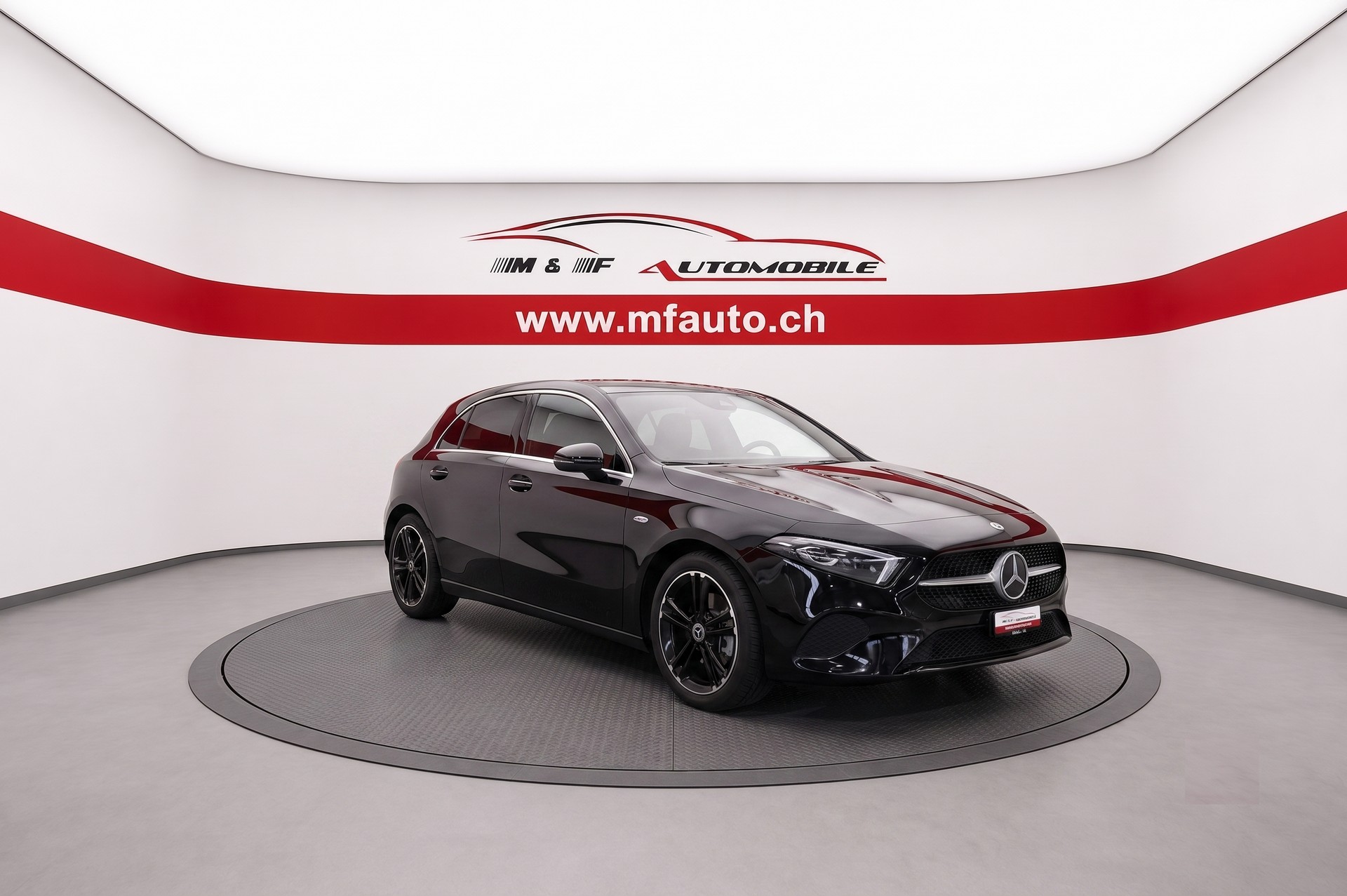 MERCEDES-BENZ A 250 e EQ Star Progressive * CH FAHRZEUG *-image-1
