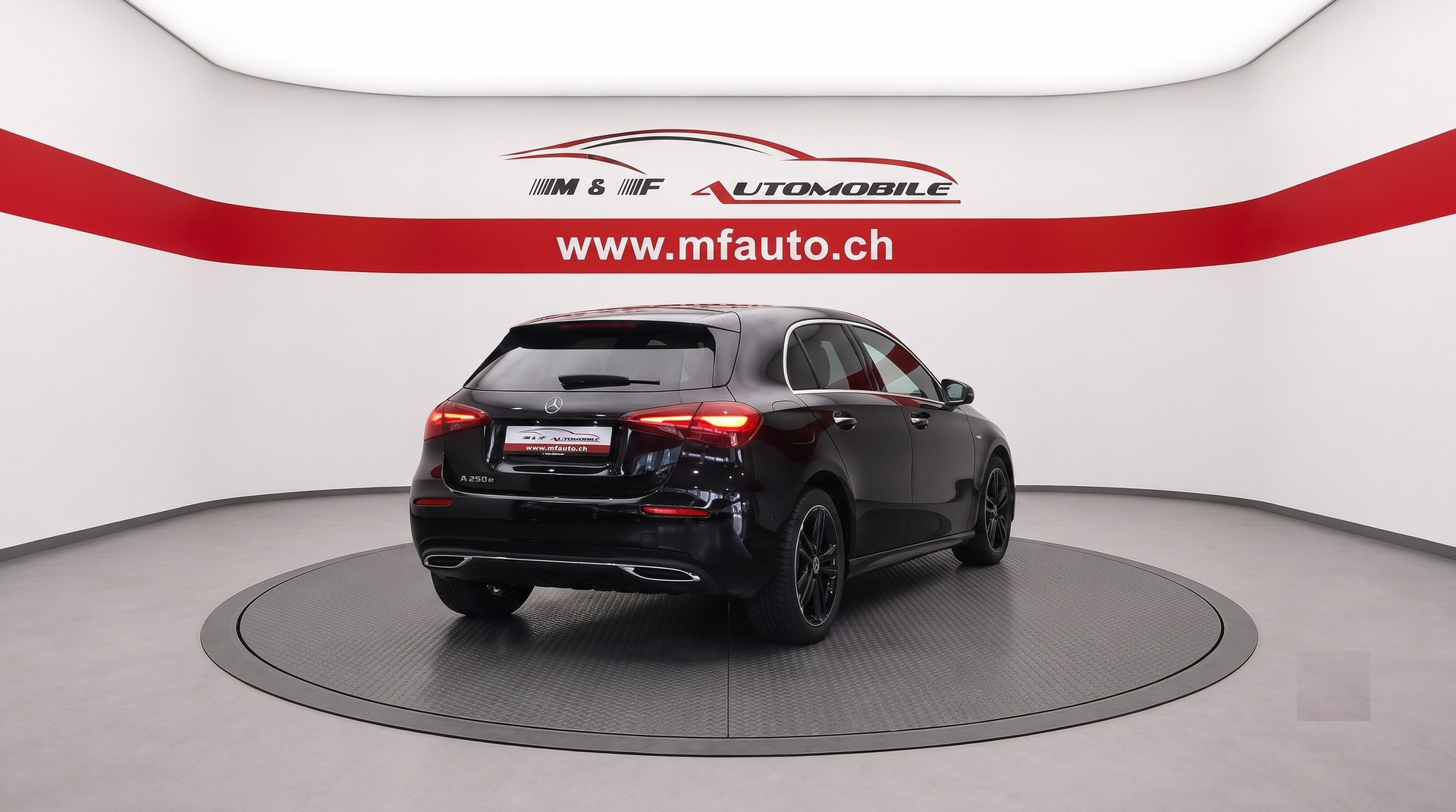 MERCEDES-BENZ A 250 e EQ Star Progressive * CH FAHRZEUG *-image-5