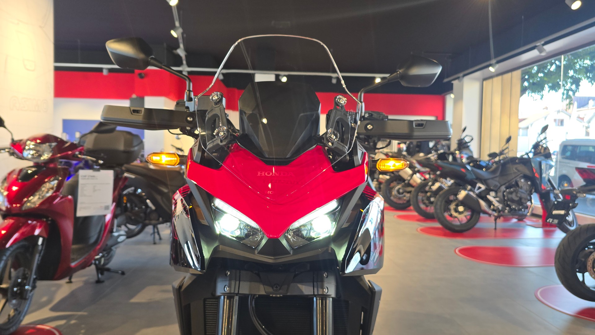 HONDA CB 1000 GT-image-2