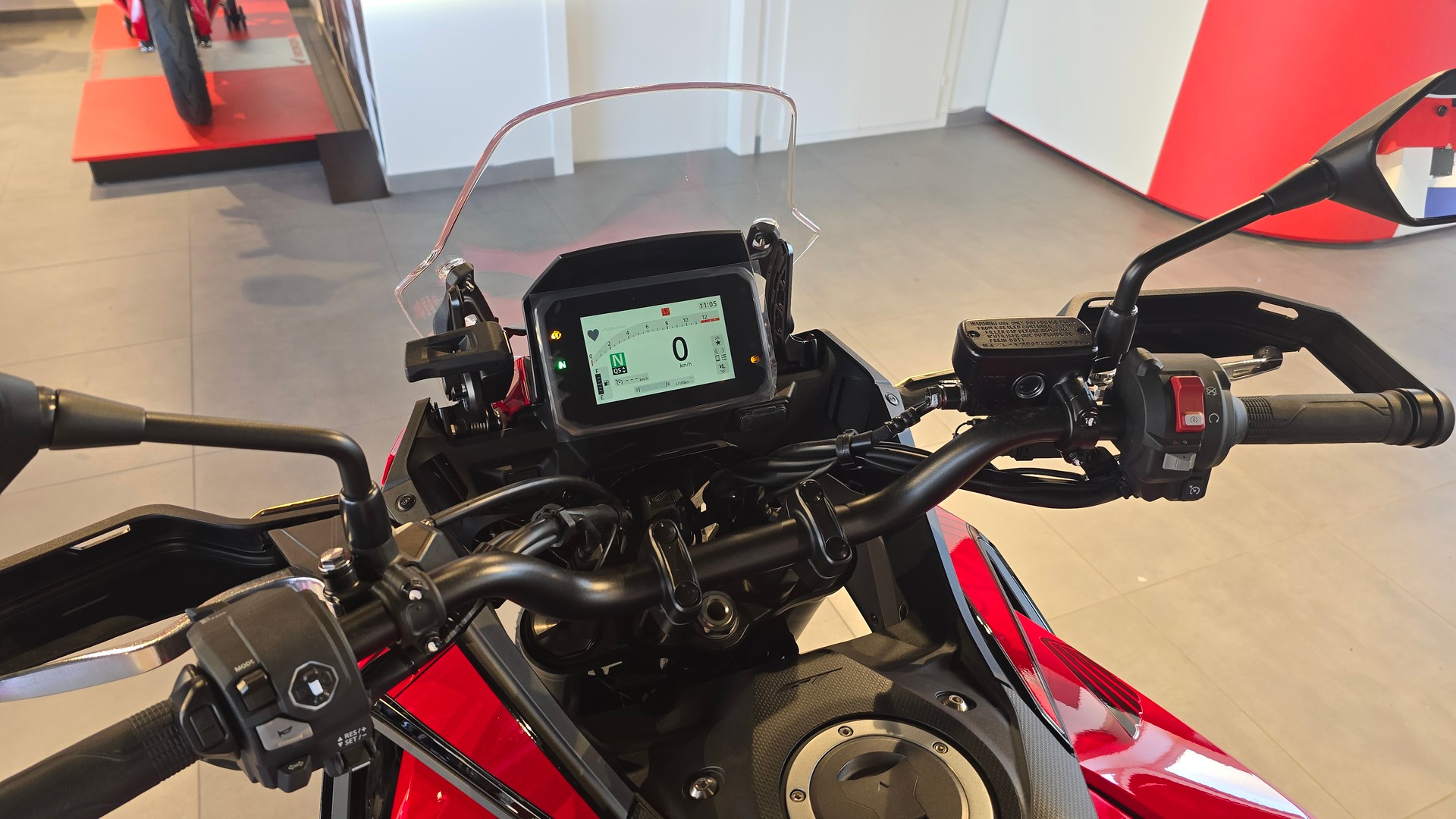 HONDA CB 1000 GT-image-10