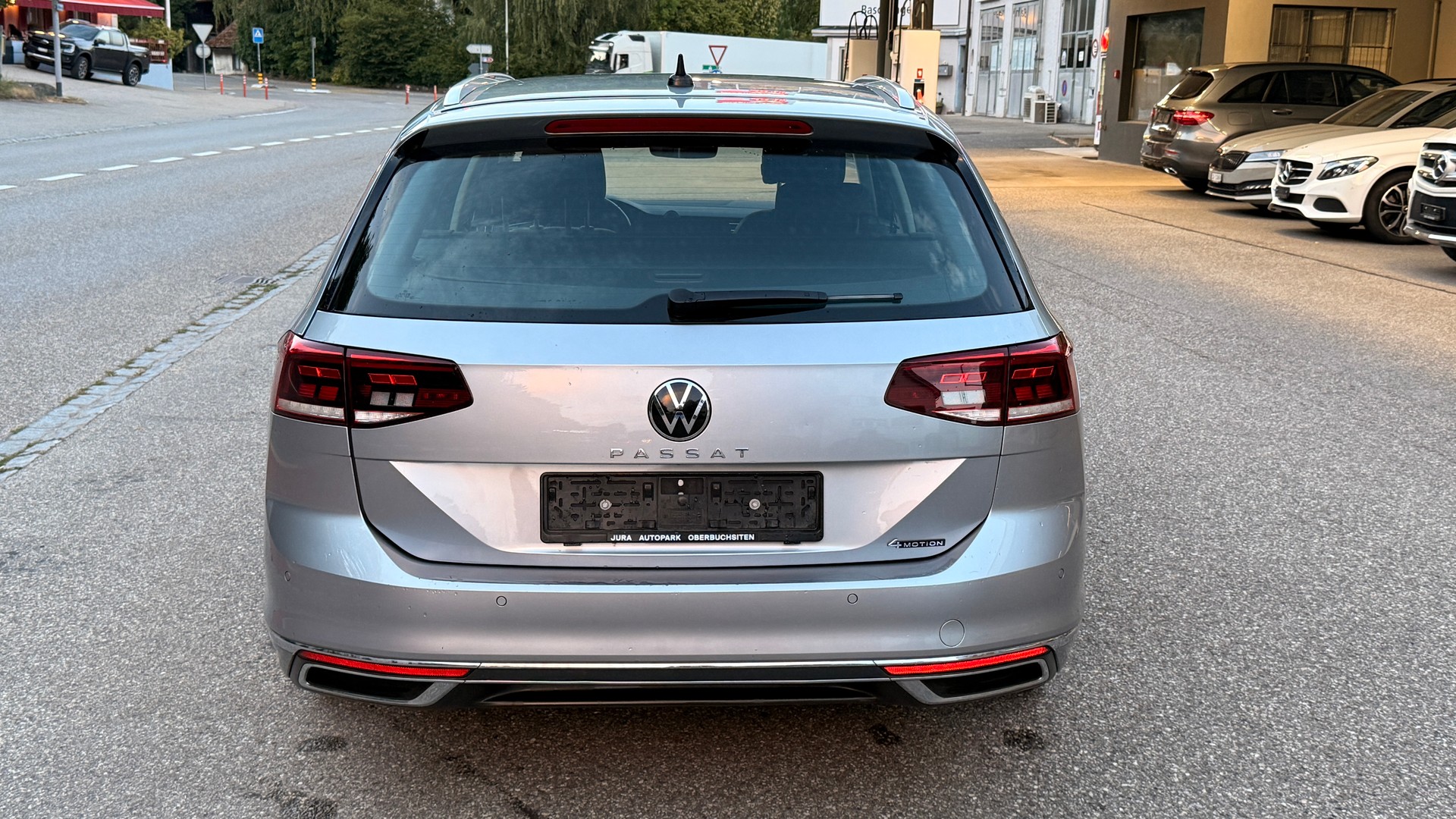 VW Passat 2.0 TDI BMT 4Motion DSG-image-5