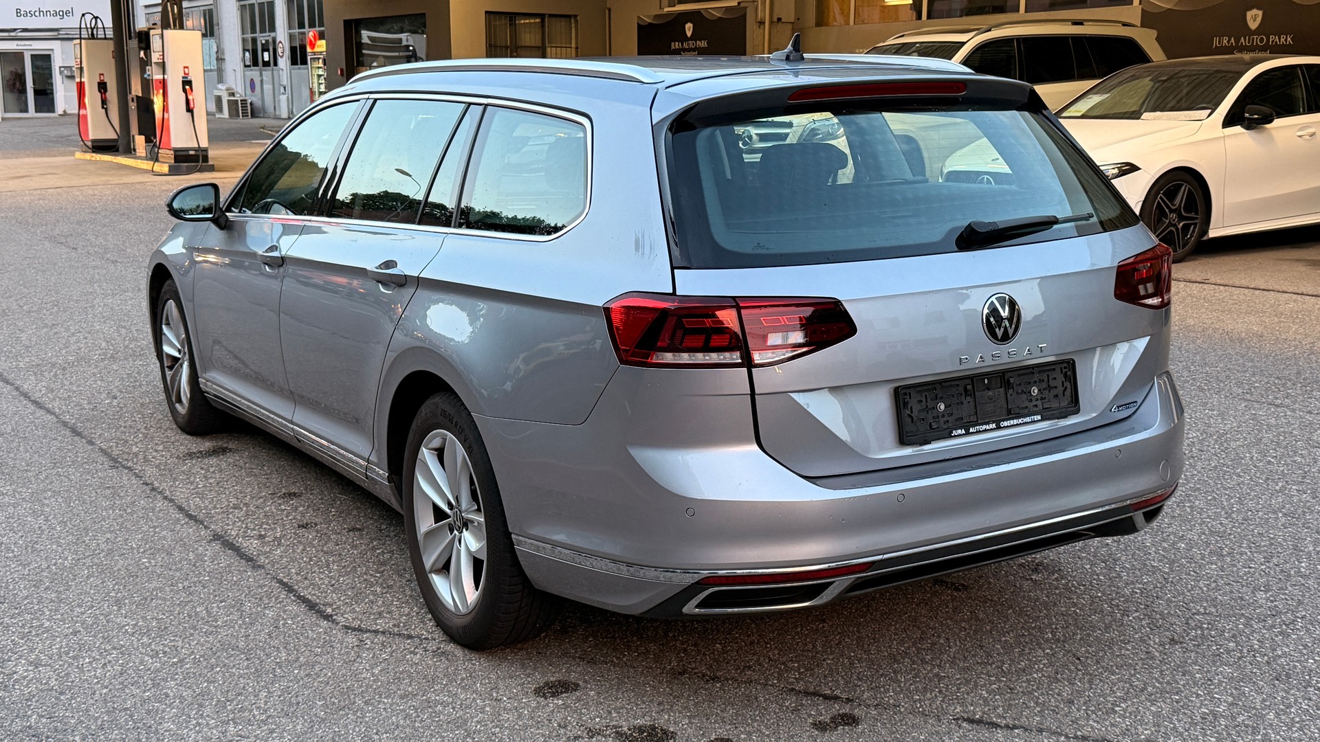 VW Passat 2.0 TDI BMT 4Motion DSG-image-7