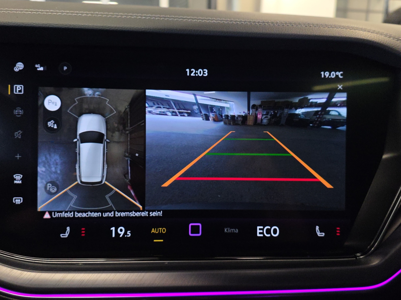 VW Touareg 3.0 TSI eHybrid R Tiptronic-image-13