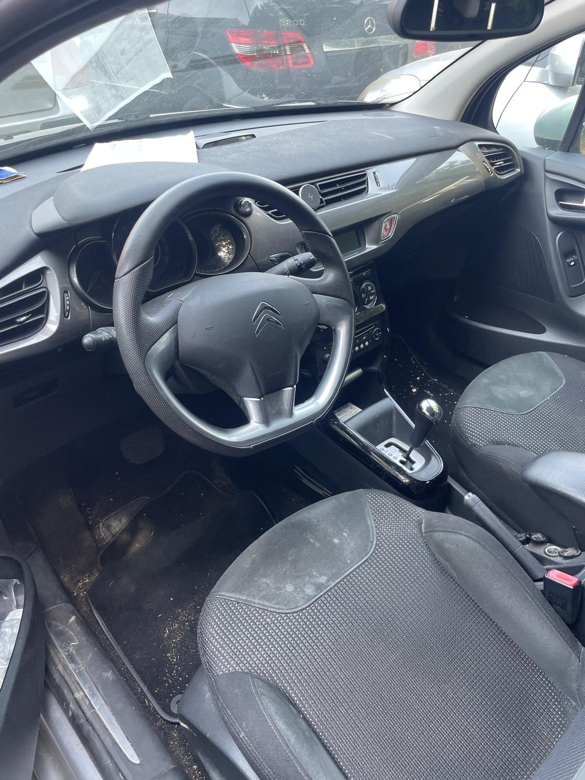 CITROEN C3 1.6i 16V Exclusive Automatic-image-5