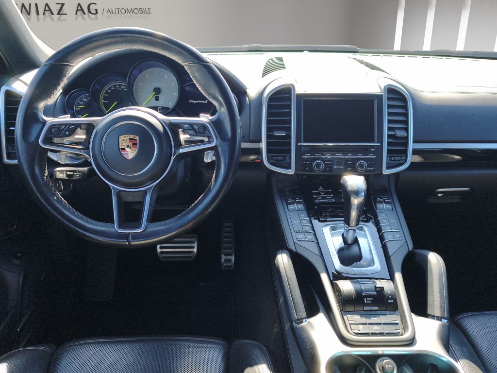 PORSCHE Cayenne 3.0 V6 S E-Hybrid-image-5
