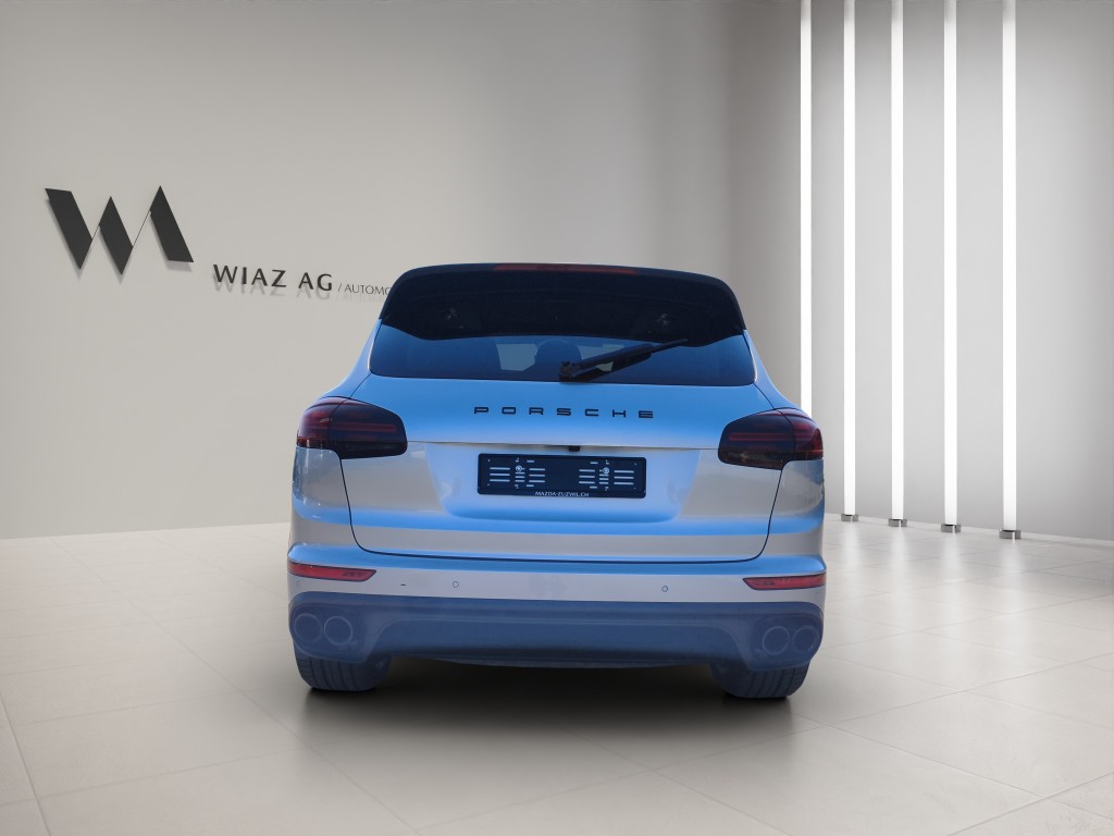 PORSCHE Cayenne 3.0 V6 S E-Hybrid-image-4