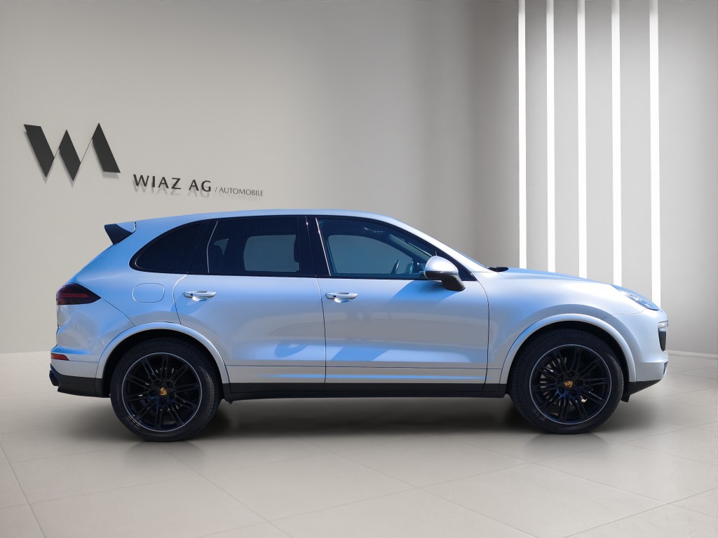 PORSCHE Cayenne 3.0 V6 S E-Hybrid-image-6