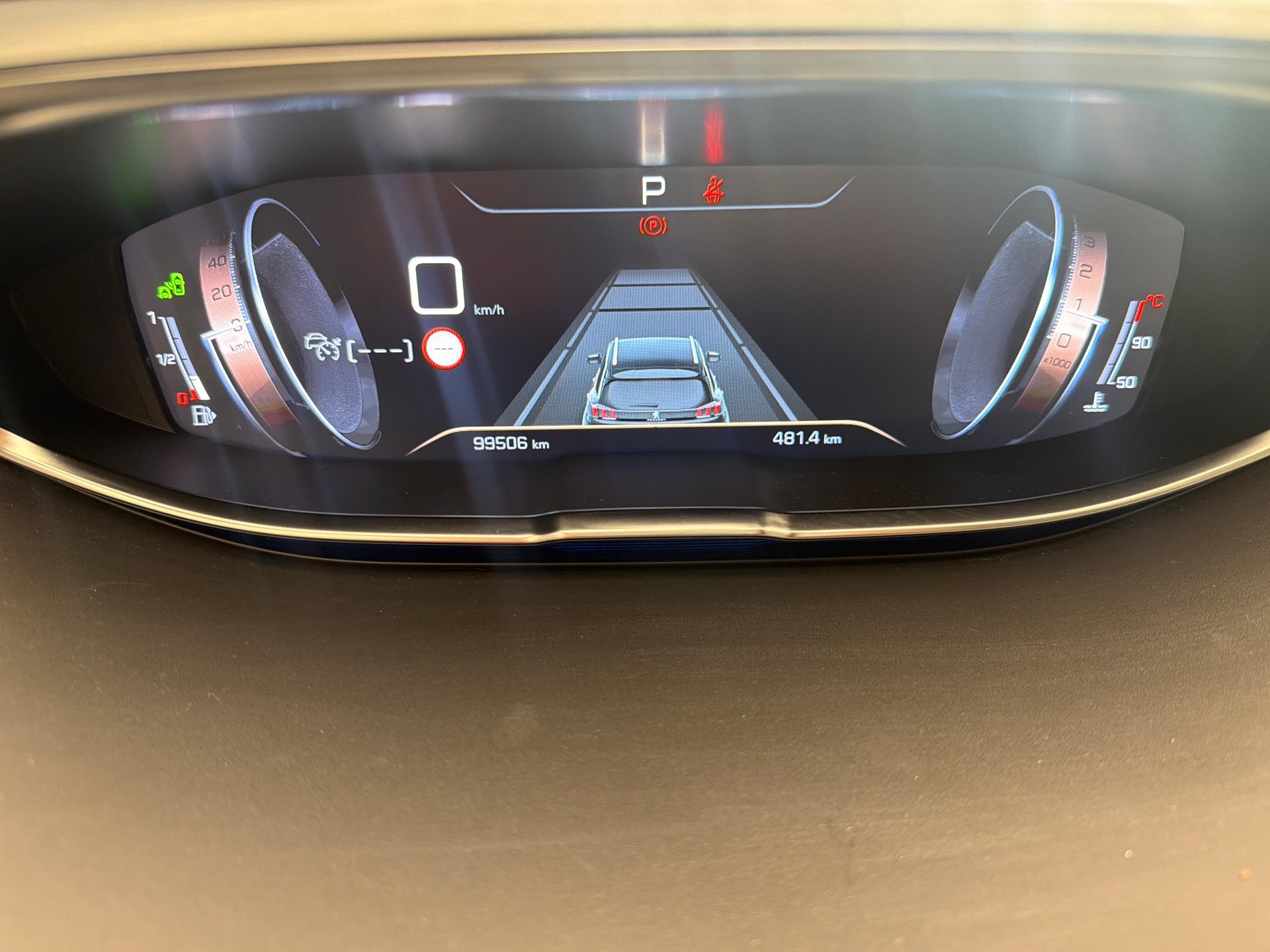 PEUGEOT 5008 2.0 BlueHDi 180 GT-image-13