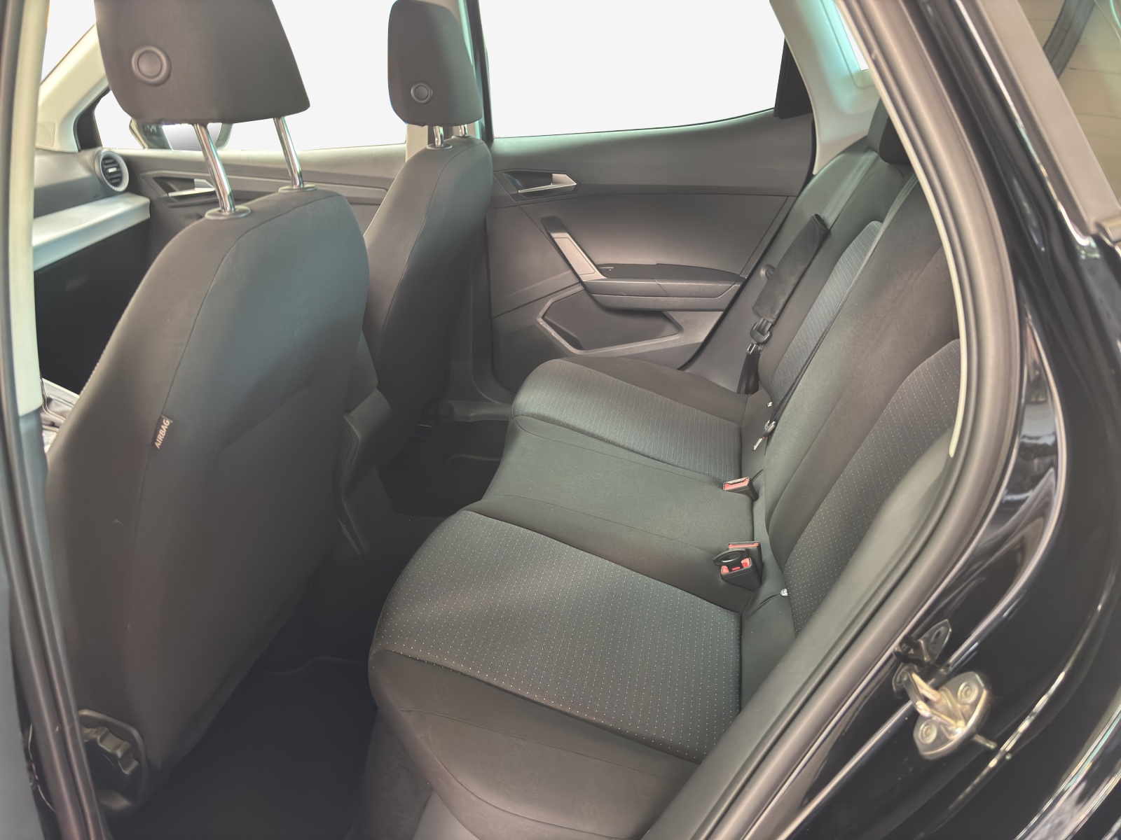 SEAT Arona 1.0 TSI Eco Style DSG-image-11
