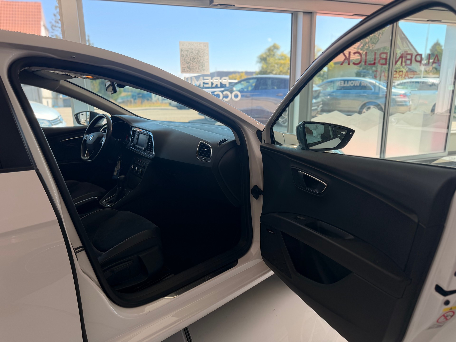 SEAT Leon 1.8 TSI FR DSG-image-17