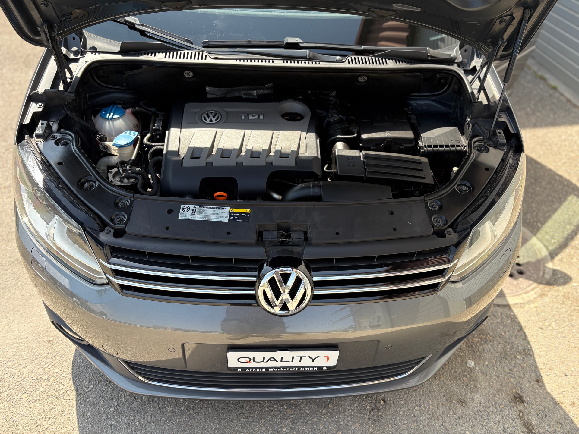 VW Touran 1.6 TDI Trendline-image-6