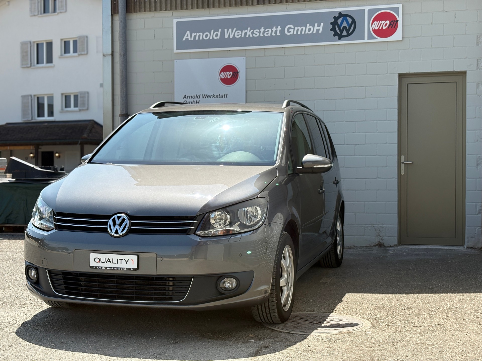 VW Touran 1.6 TDI Trendline-image-0