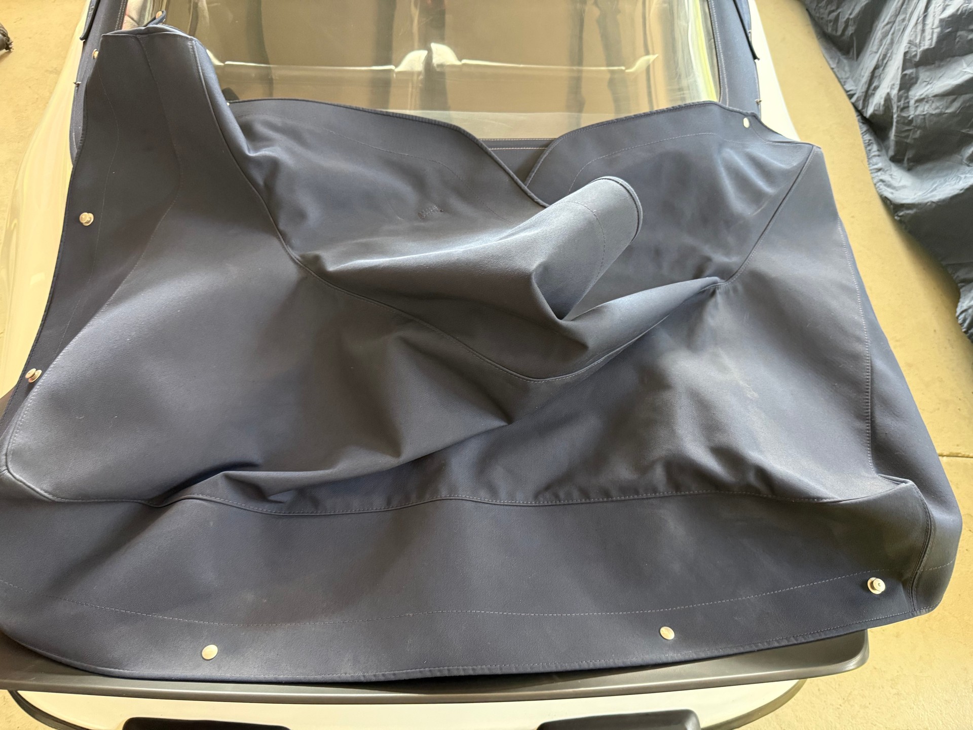 PORSCHE 911 Carrera Cabrio-image-16