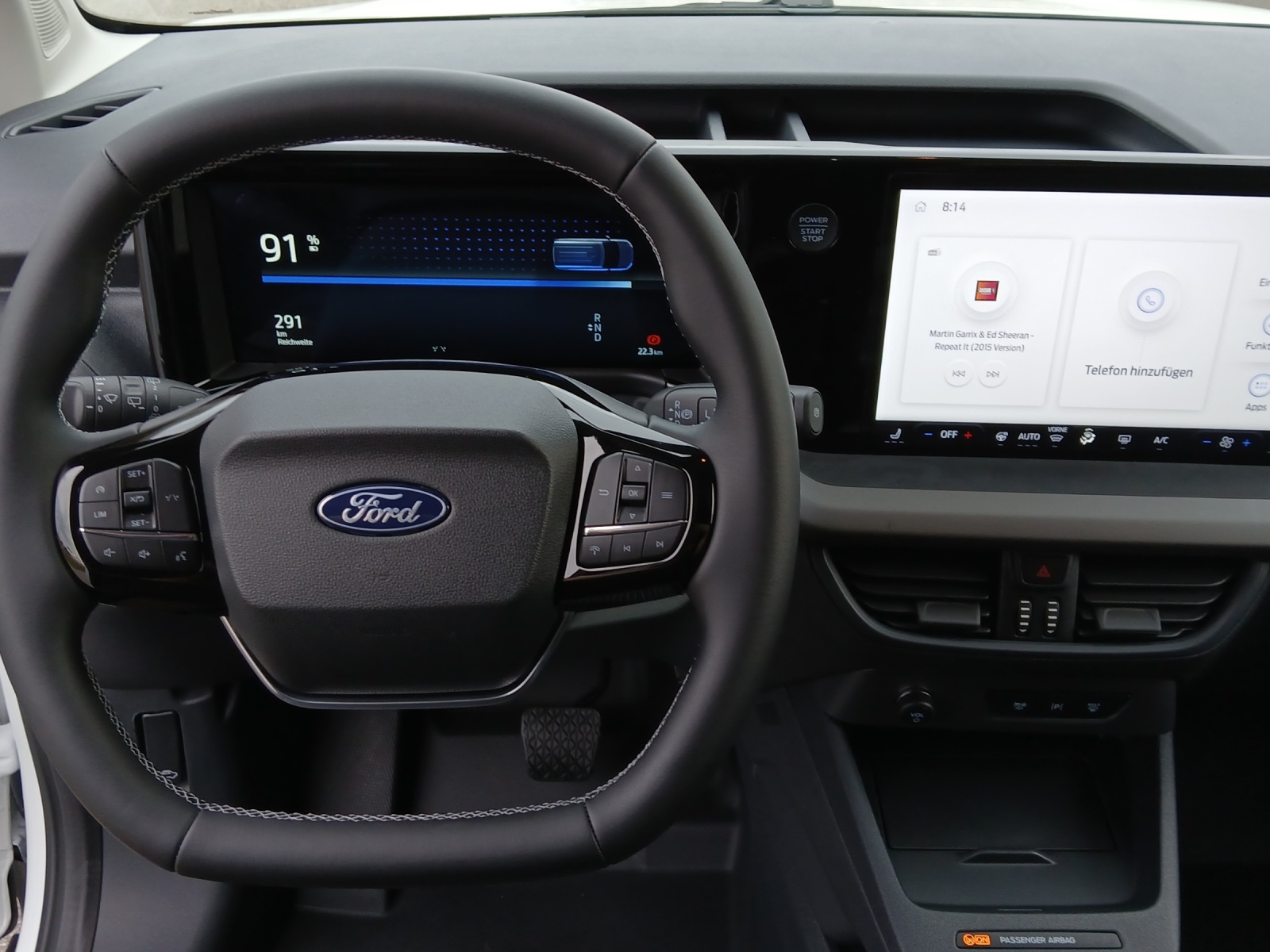 FORD E-Transit Courier Van Trend-image-6