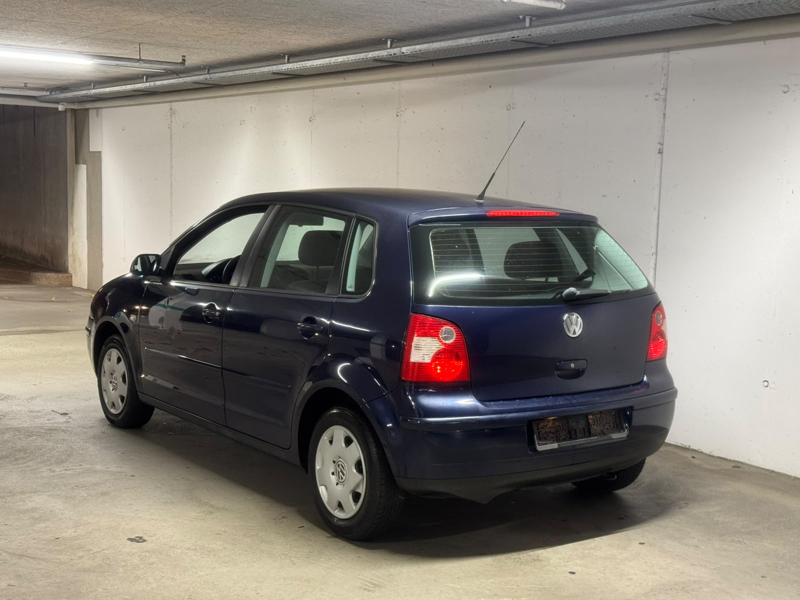 VW Polo 1.4 16V Highline-image-3