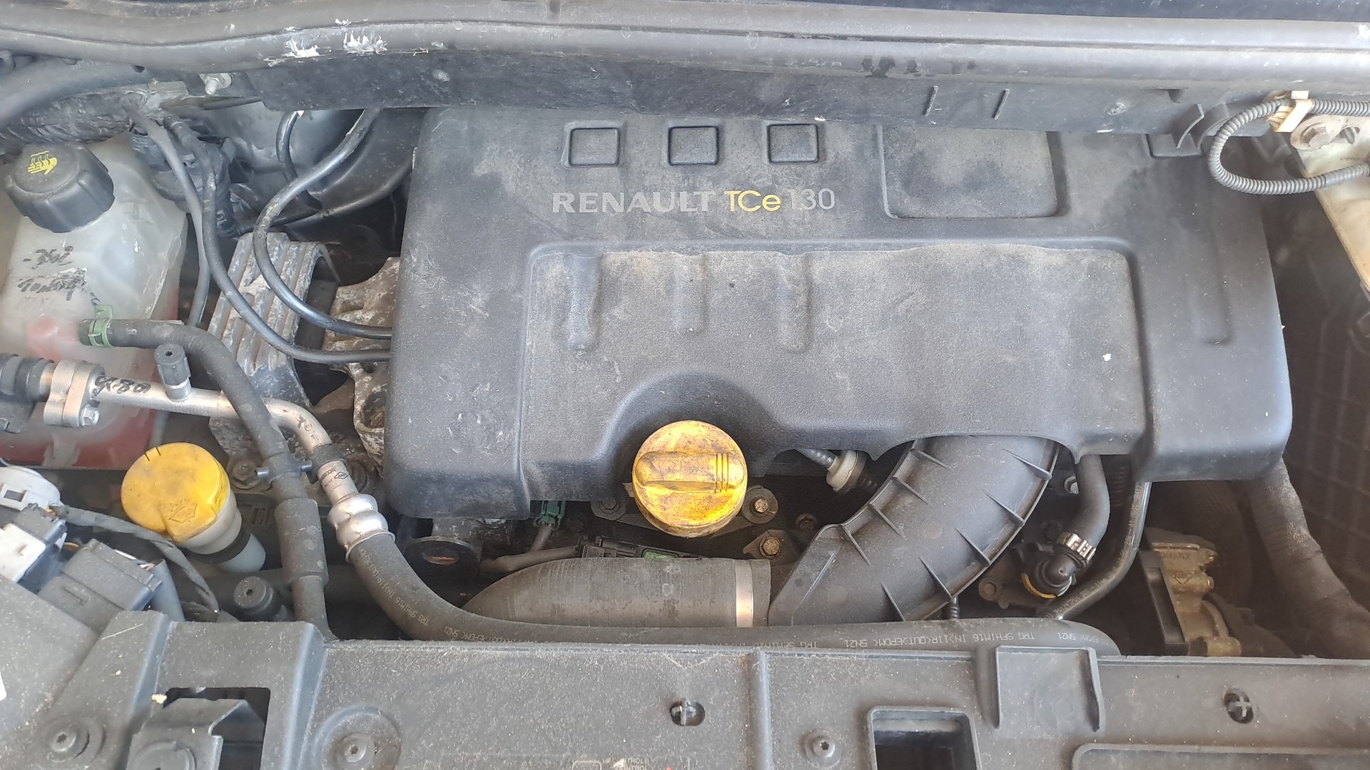 RENAULT Scénic 1.4 16V Turbo Bose-image-12