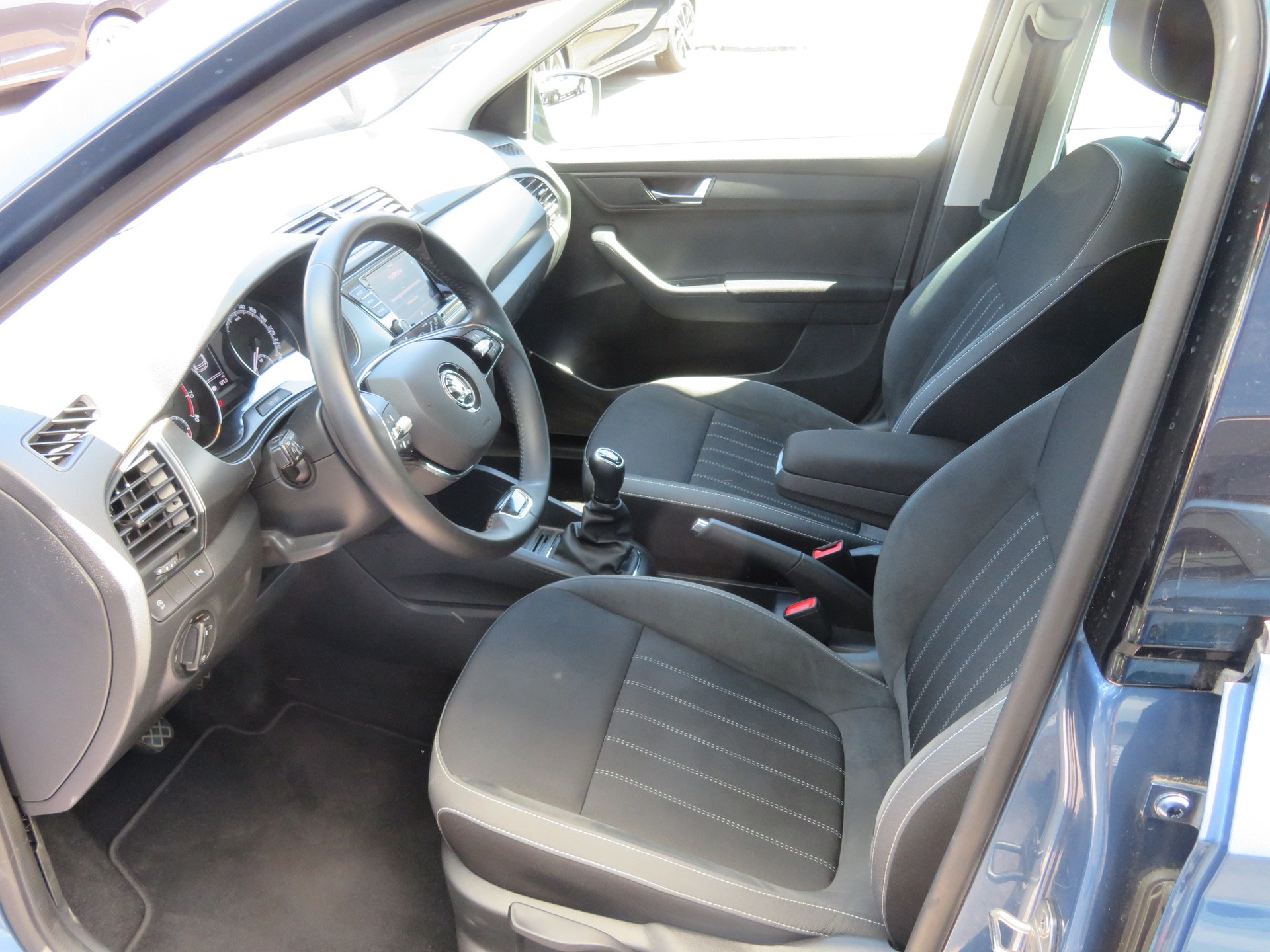 SKODA Fabia 1.0 TSI Style DSG-image-6