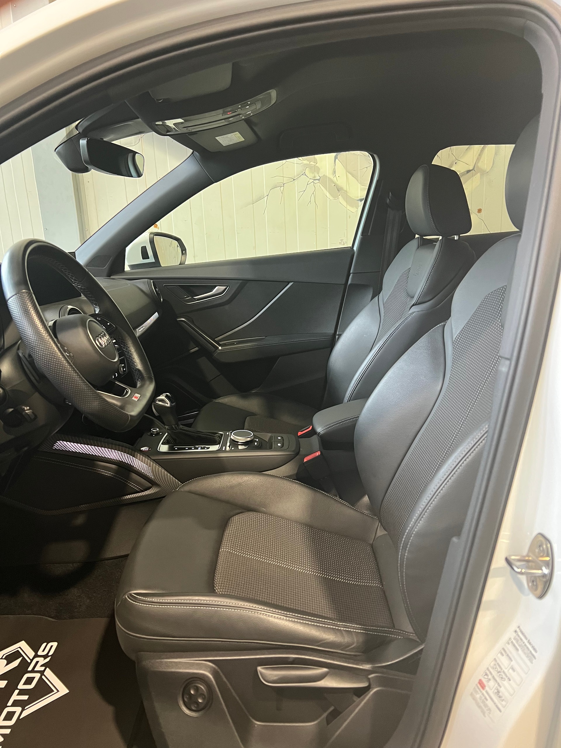 AUDI SQ2 TFSI quattro S-tronic-image-13