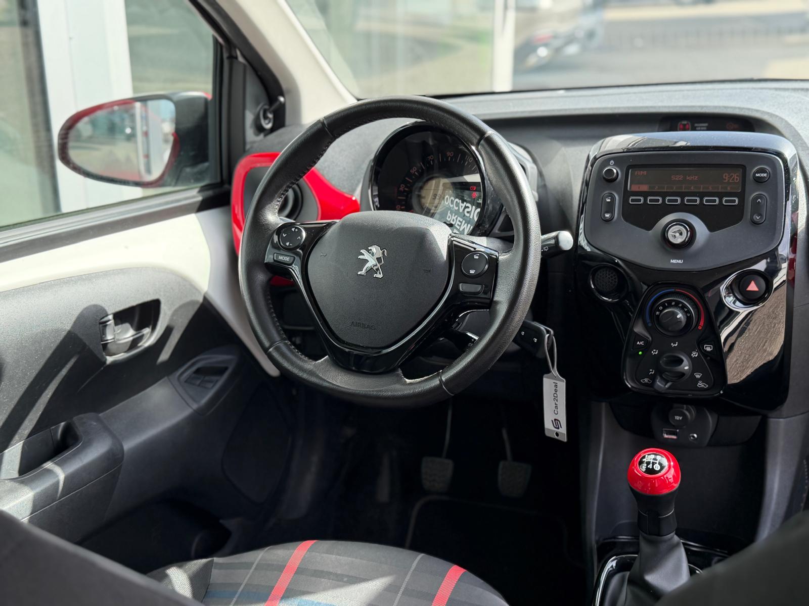 PEUGEOT 108 1.2 VTi Active-image-11