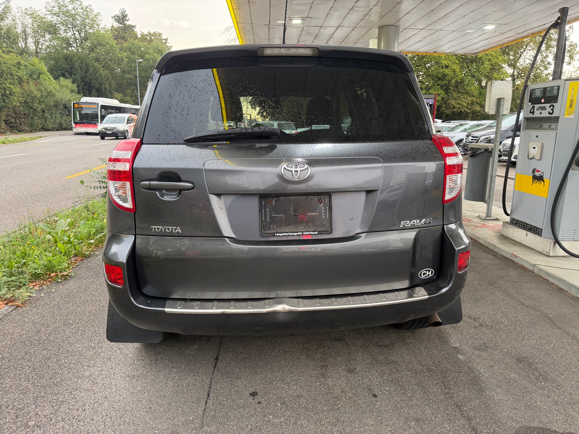 TOYOTA RAV-4 2.0 16V Linea Luna ** Leder ** Klima-auto ** MF-Lenkrad-Tempomat ** Sitzheizung ** Letzte MFK 27.08.2025-image-7