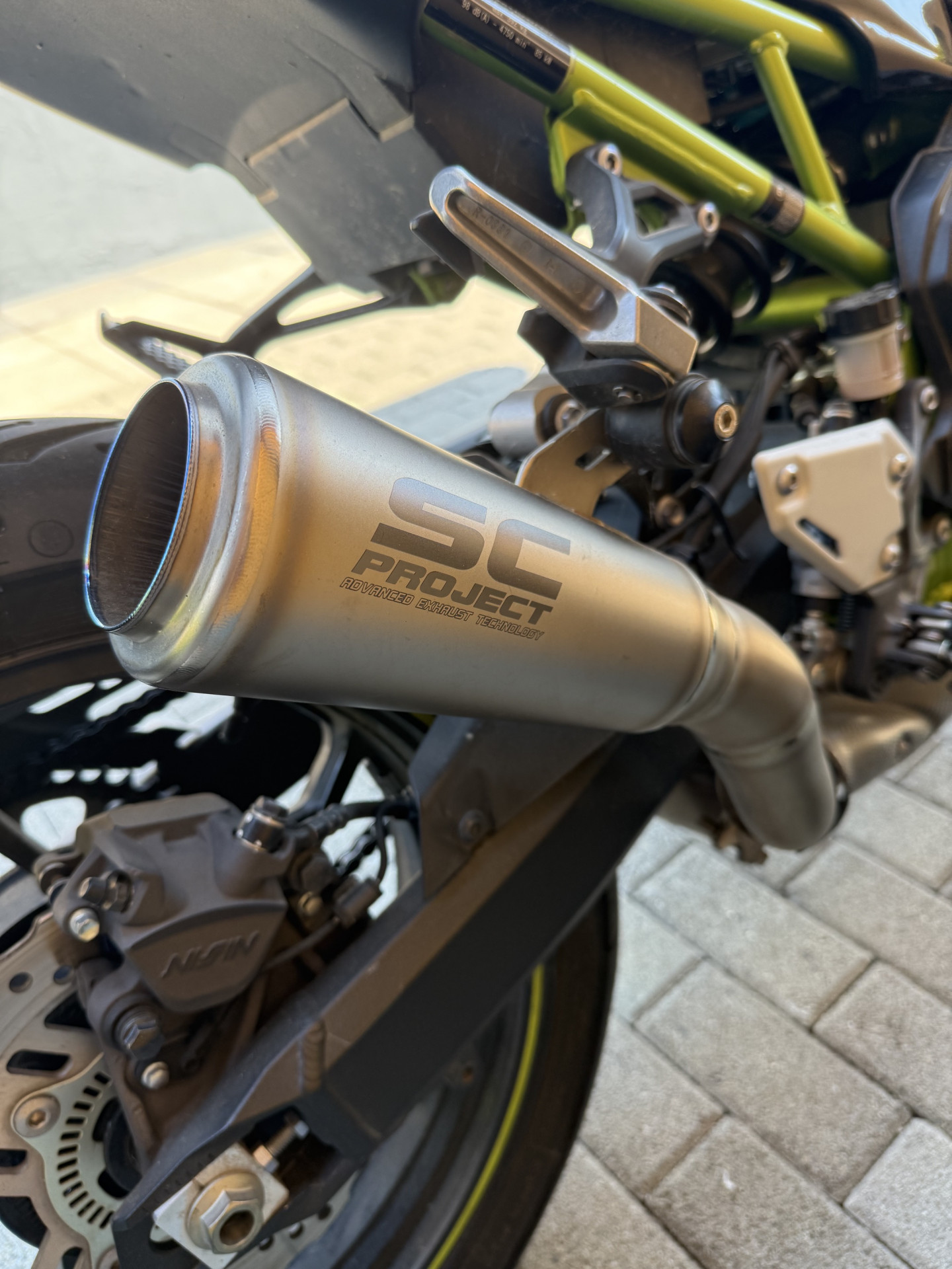KAWASAKI Z 900-showroom-element-1