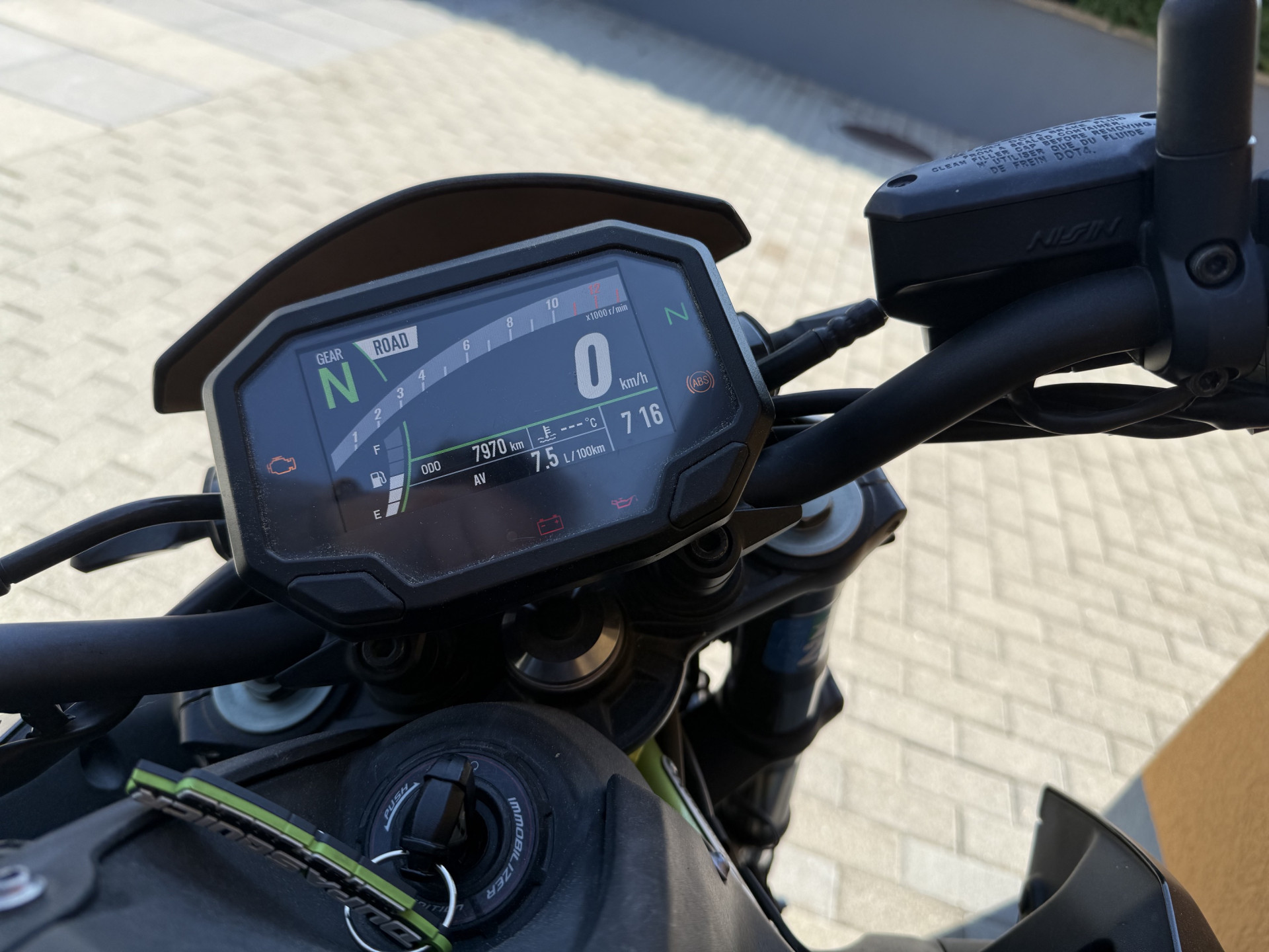 KAWASAKI Z 900-showroom-element-3