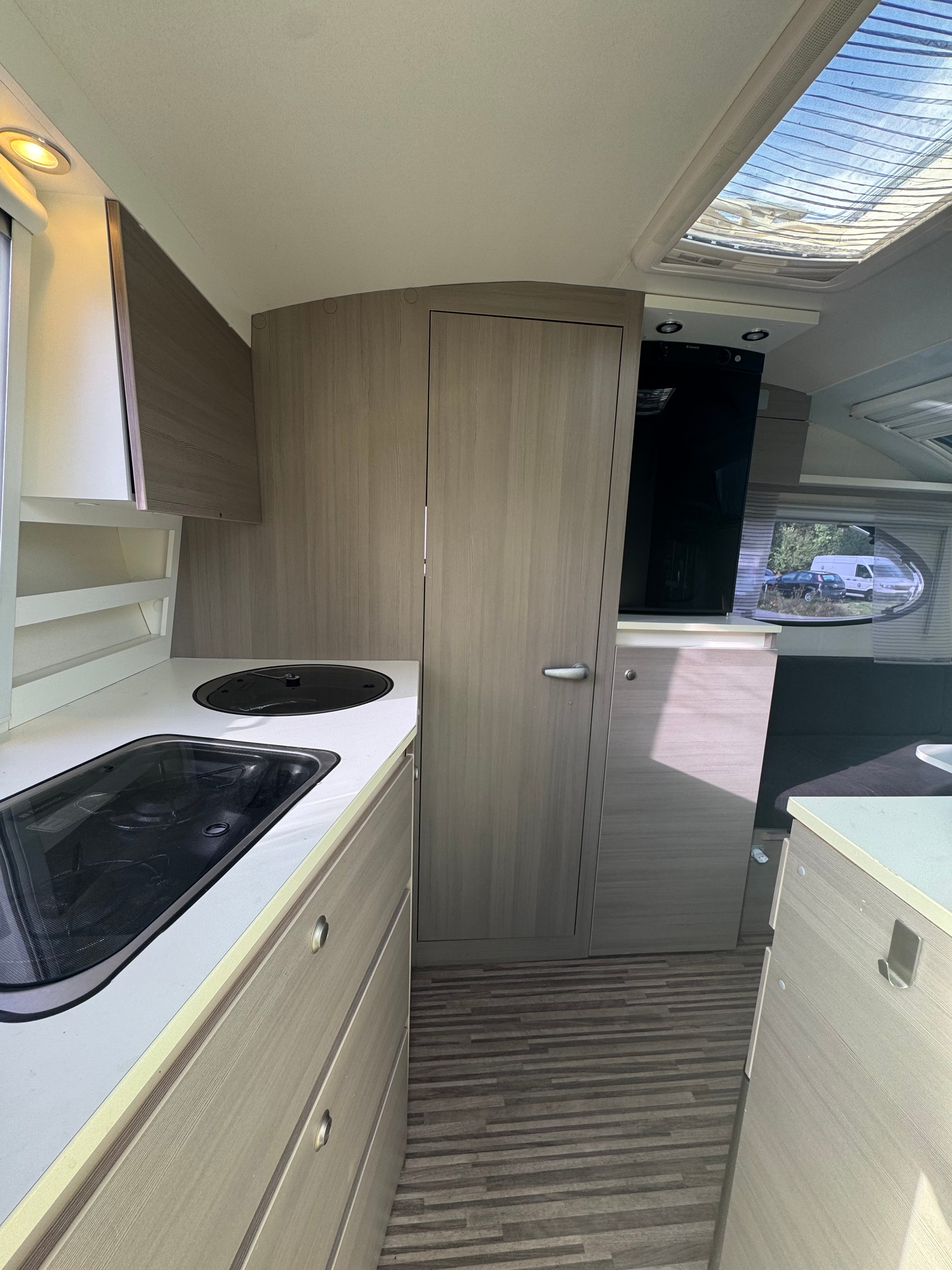ADRIA Action 361 - Leergewicht 870 kg Total 1000 kg - Vorzeit - Mittelrost --image-13