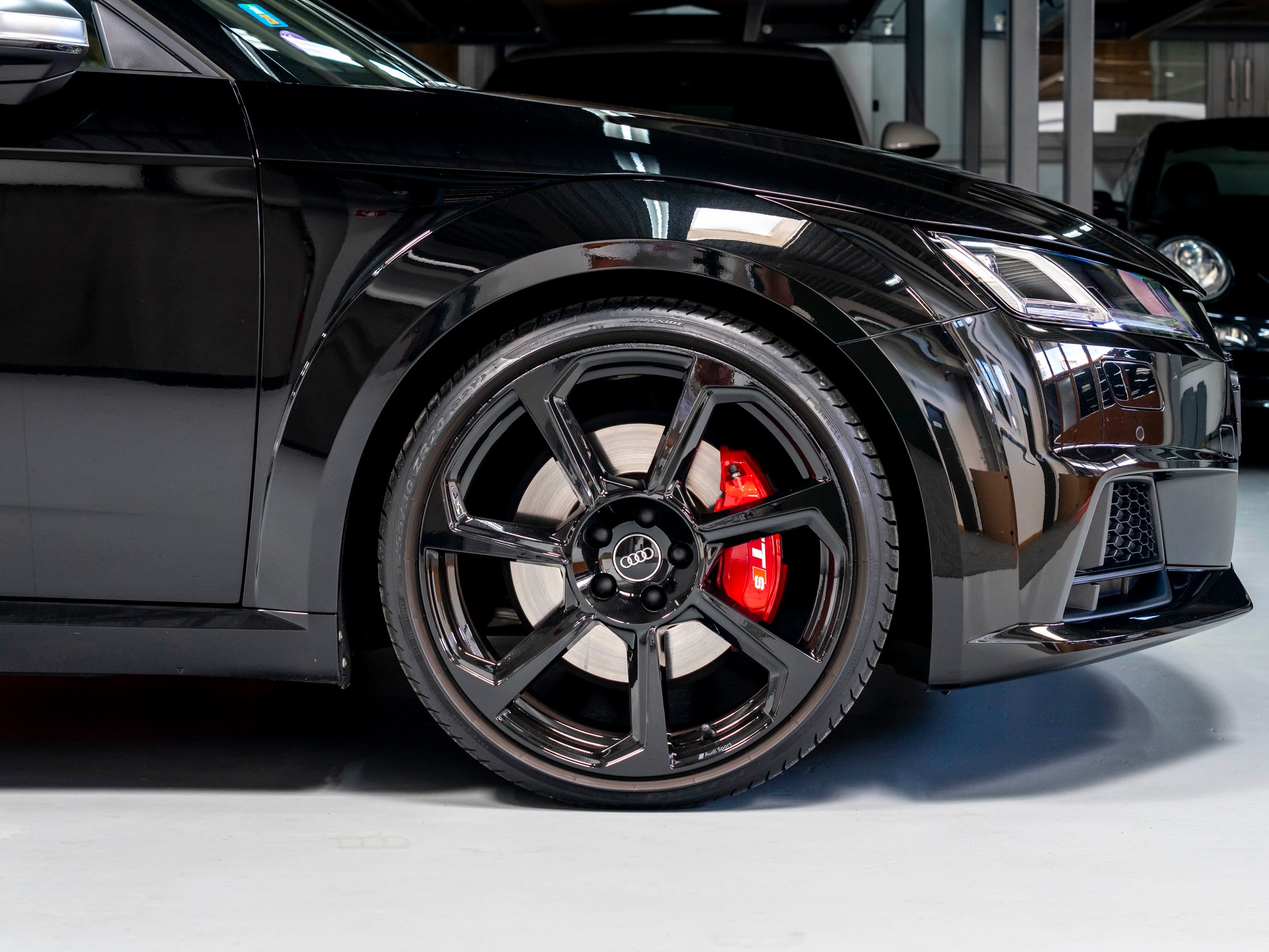 AUDI TTS Coupé 2.0 TFSI quattro S-tronic-image-9