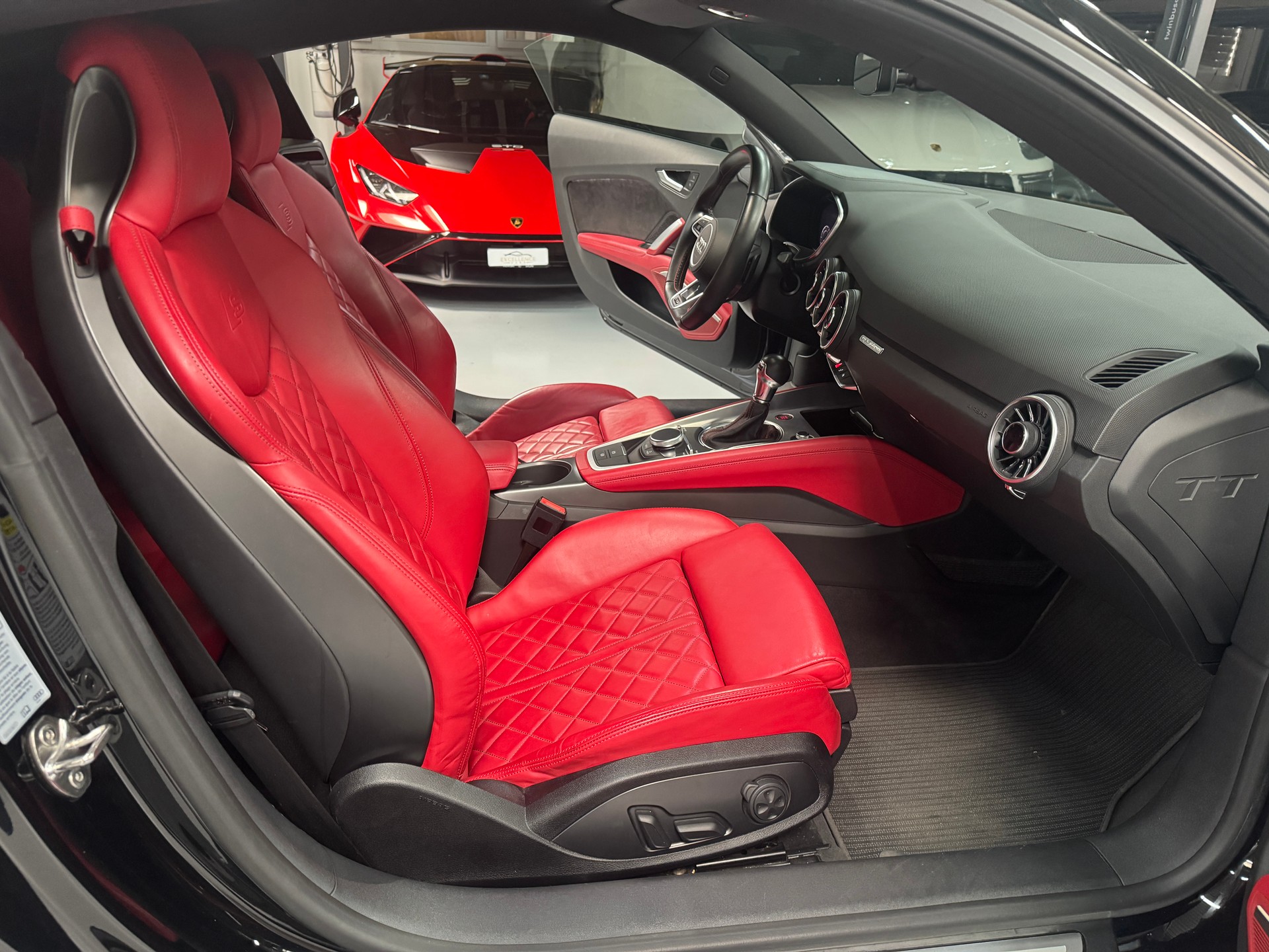 AUDI TTS Coupé 2.0 TFSI quattro S-tronic-image-9