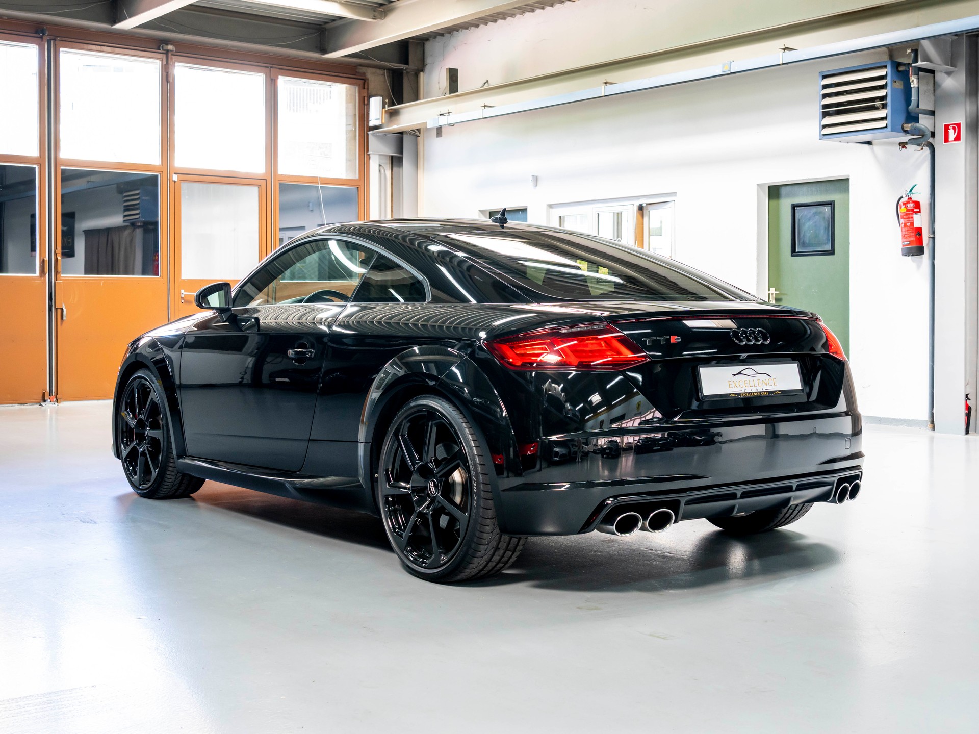 AUDI TTS Coupé 2.0 TFSI quattro S-tronic-image-8