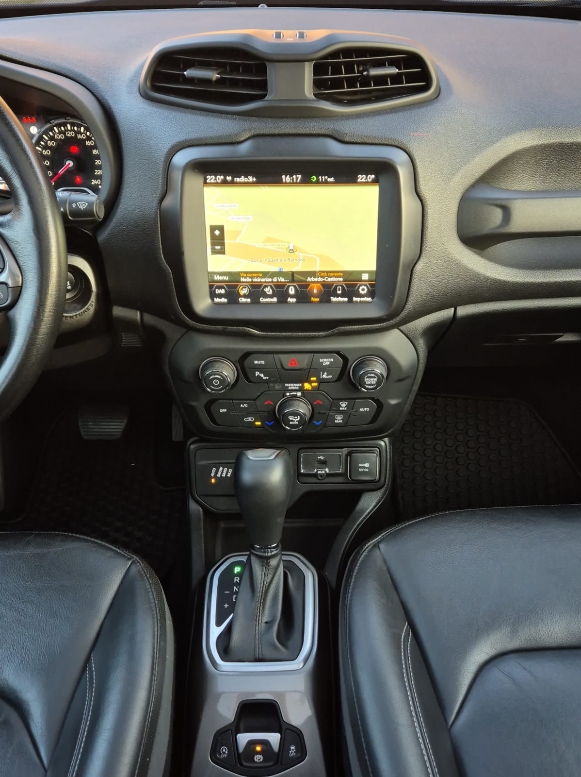 JEEP Renegade 2.0 CRD Limited AWD 9ATX-image-9