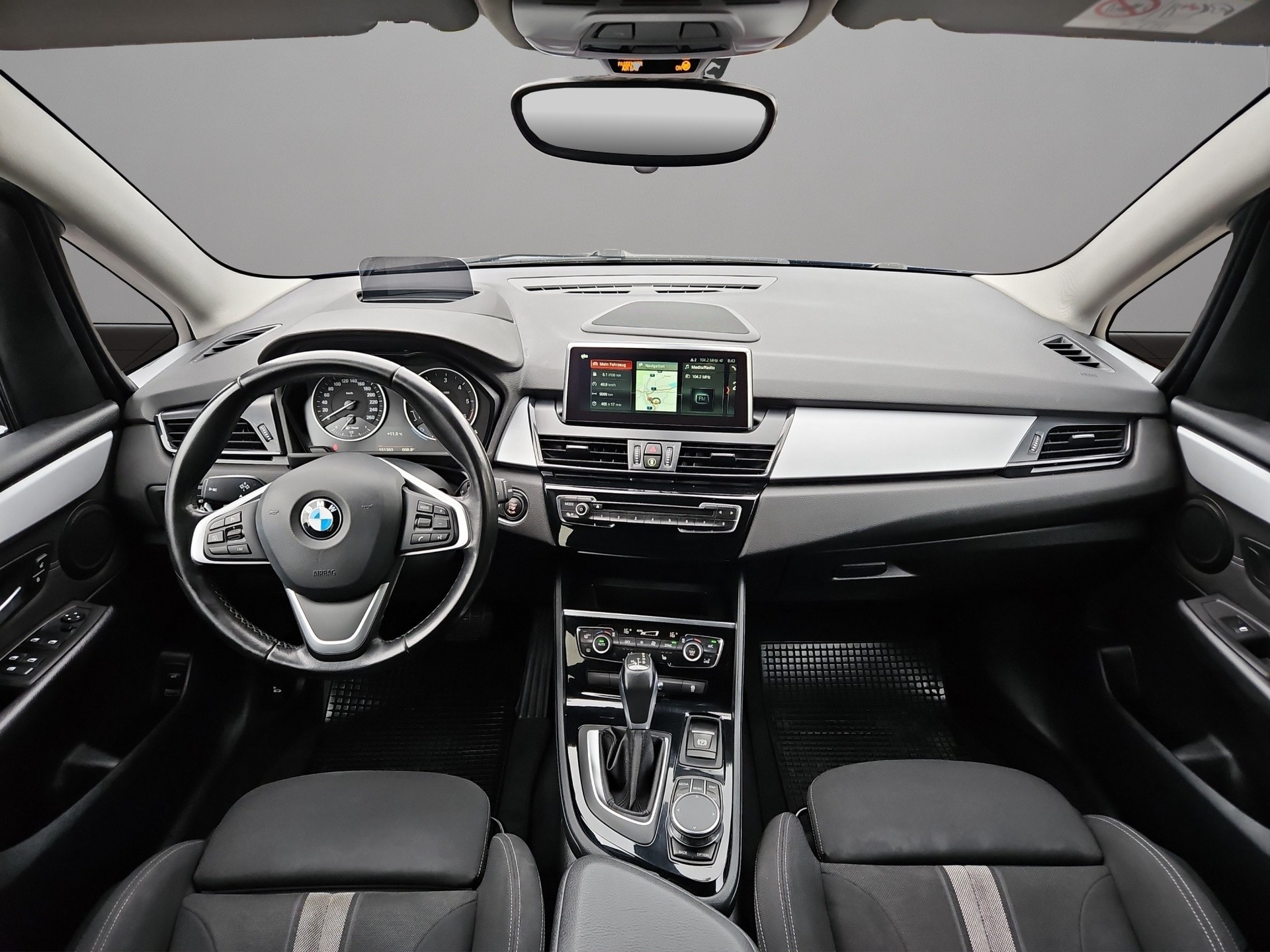 BMW 220d xDrive Gran Tourer Steptronic-image-6