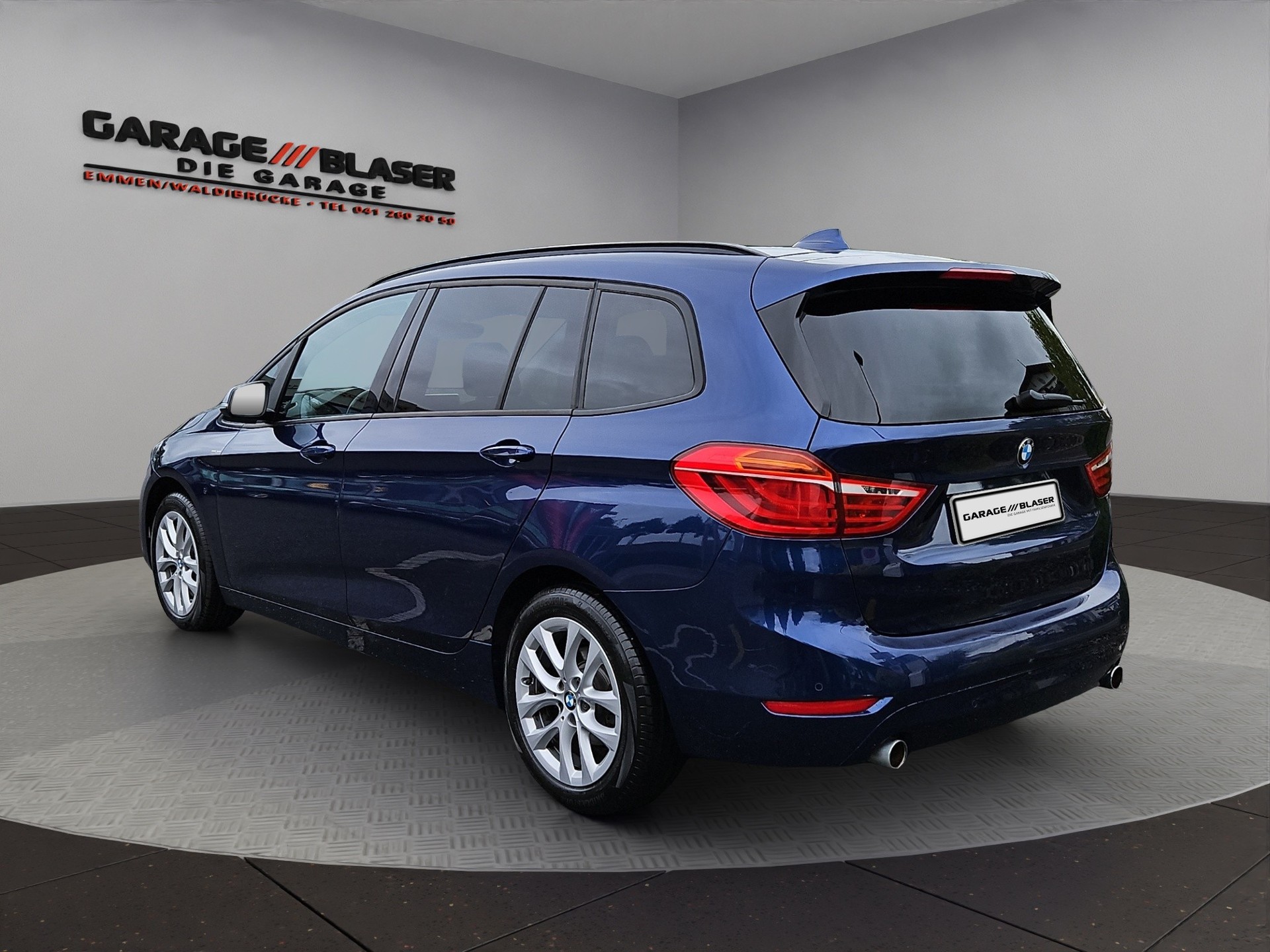BMW 220d xDrive Gran Tourer Steptronic-showroom-element-2