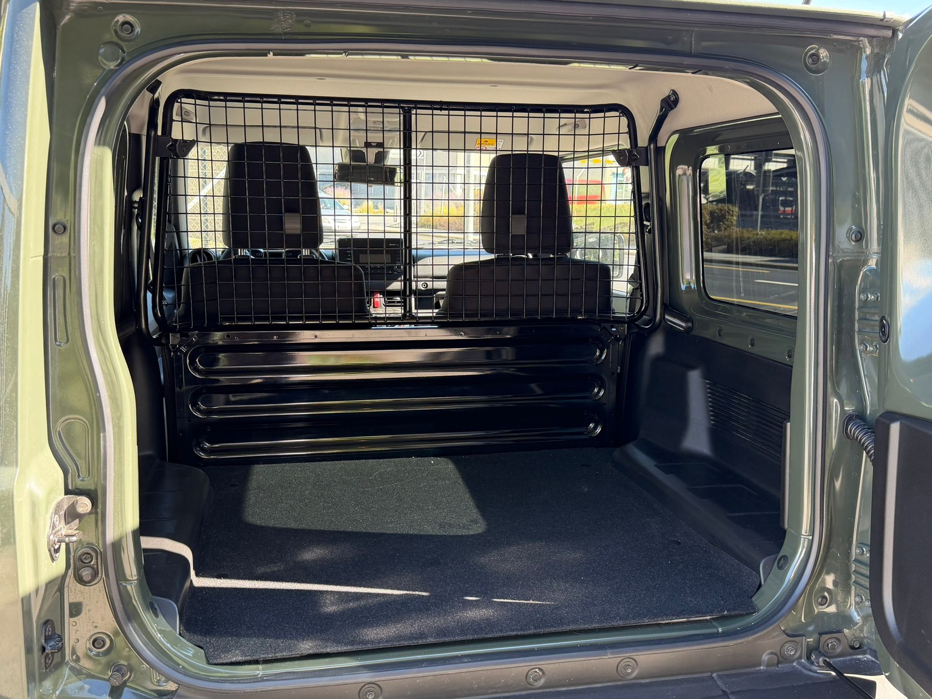 SUZUKI Jimny 1.5 Compact+ 4x4-image-7
