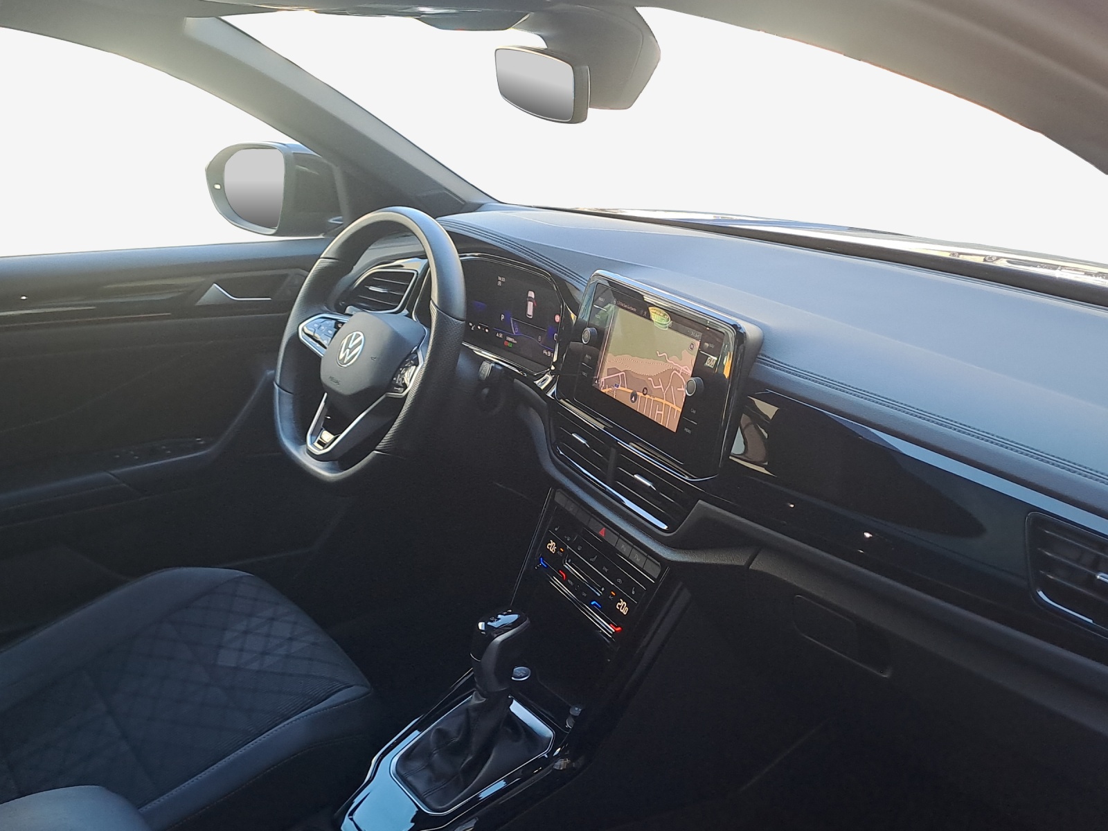 VW T-Roc 1.5 TSI EVO R-Line DSG-image-15