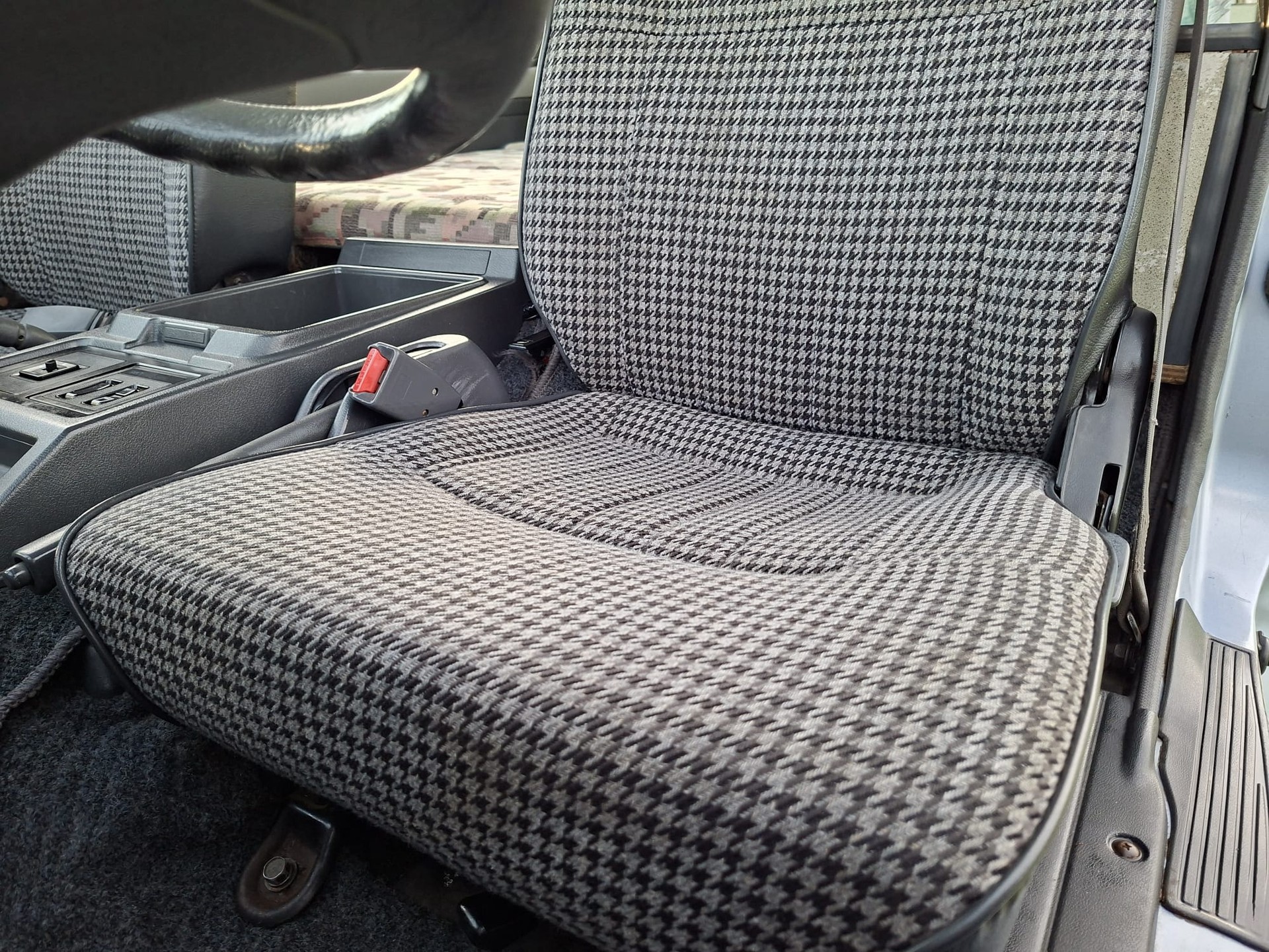 MITSUBISHI Country 4x4 2.5TD-image-9