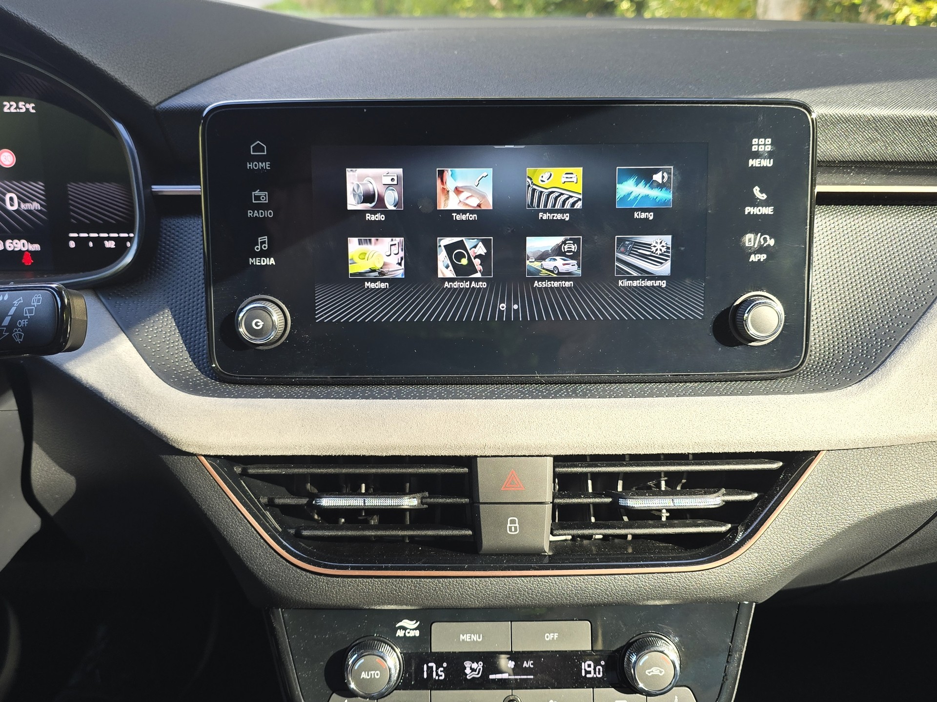 SKODA Scala 1.0 TSI Selection DSG-image-9