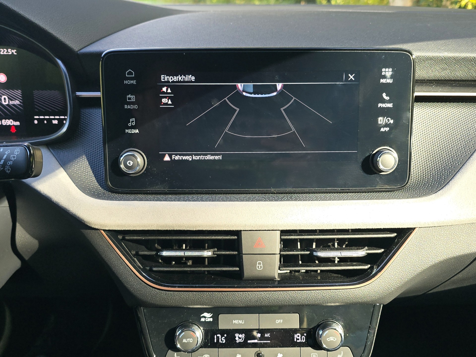 SKODA Scala 1.0 TSI Selection DSG-image-8