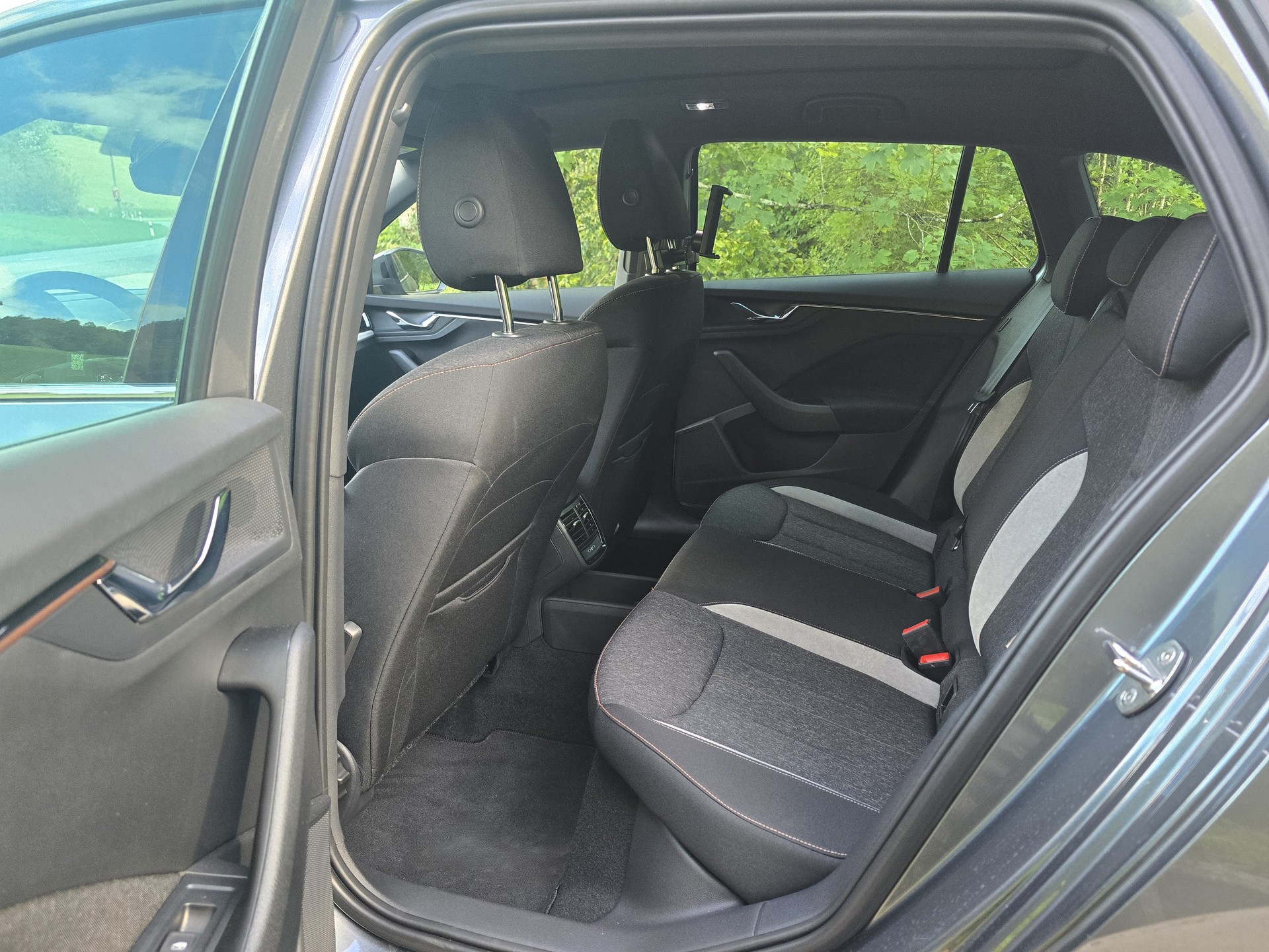 SKODA Scala 1.0 TSI Selection DSG-image-14