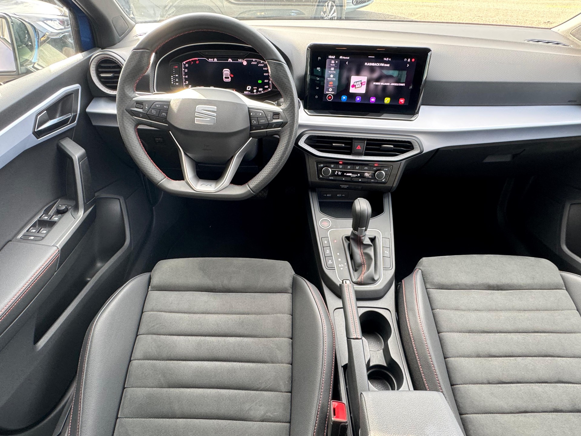 SEAT Ibiza 1.0 FR DSG 60 Monate Werksgarantie-image-10