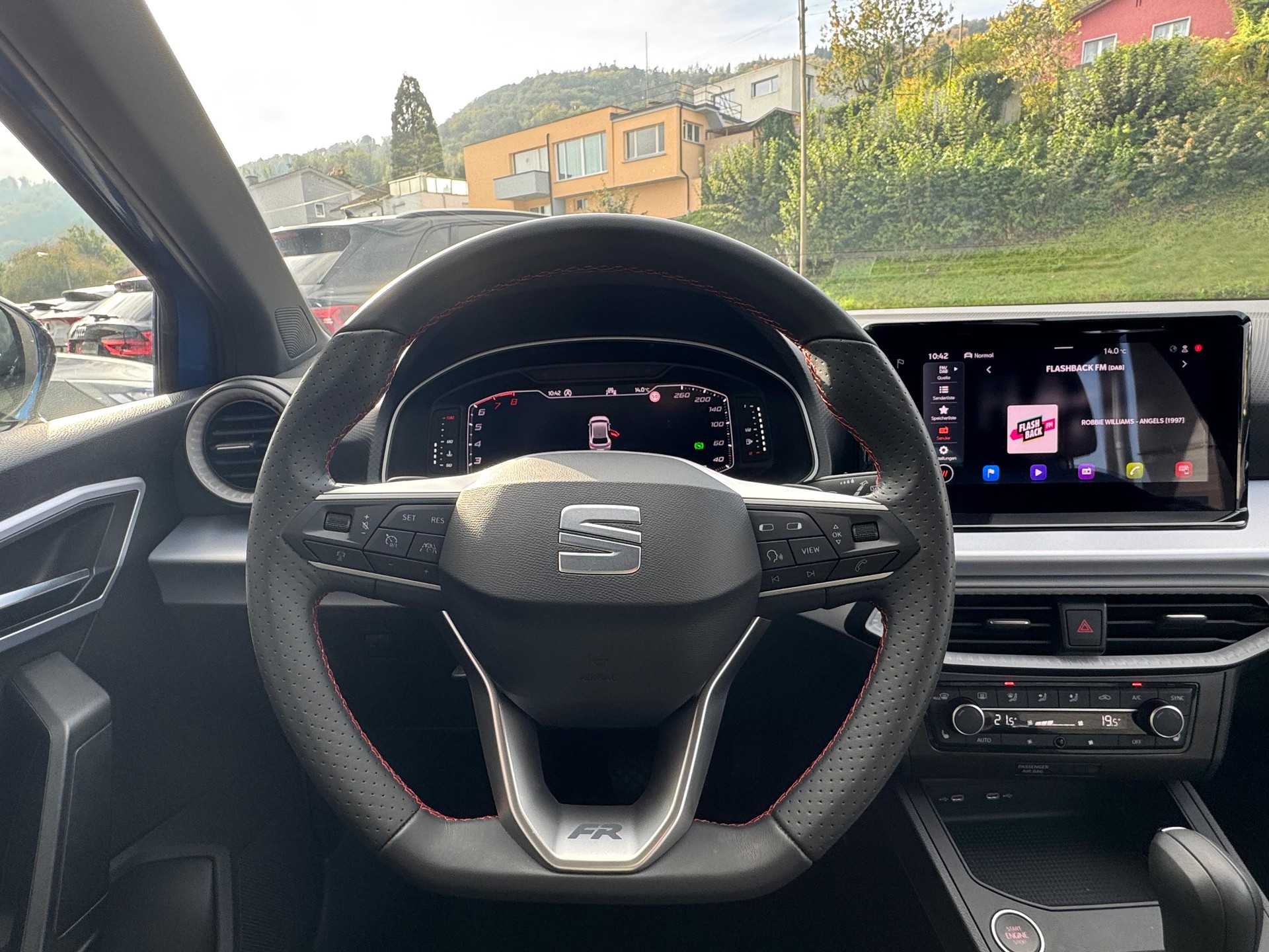 SEAT Ibiza 1.0 FR DSG 60 Monate Werksgarantie-image-19