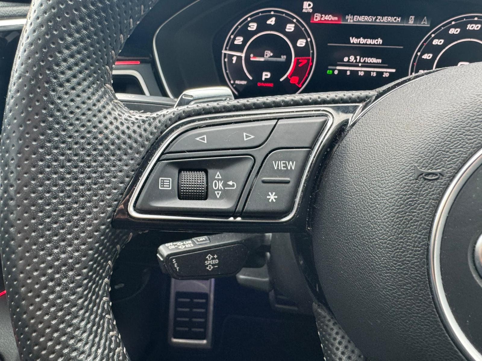 AUDI RS4 Avant quattro tiptronic-image-25