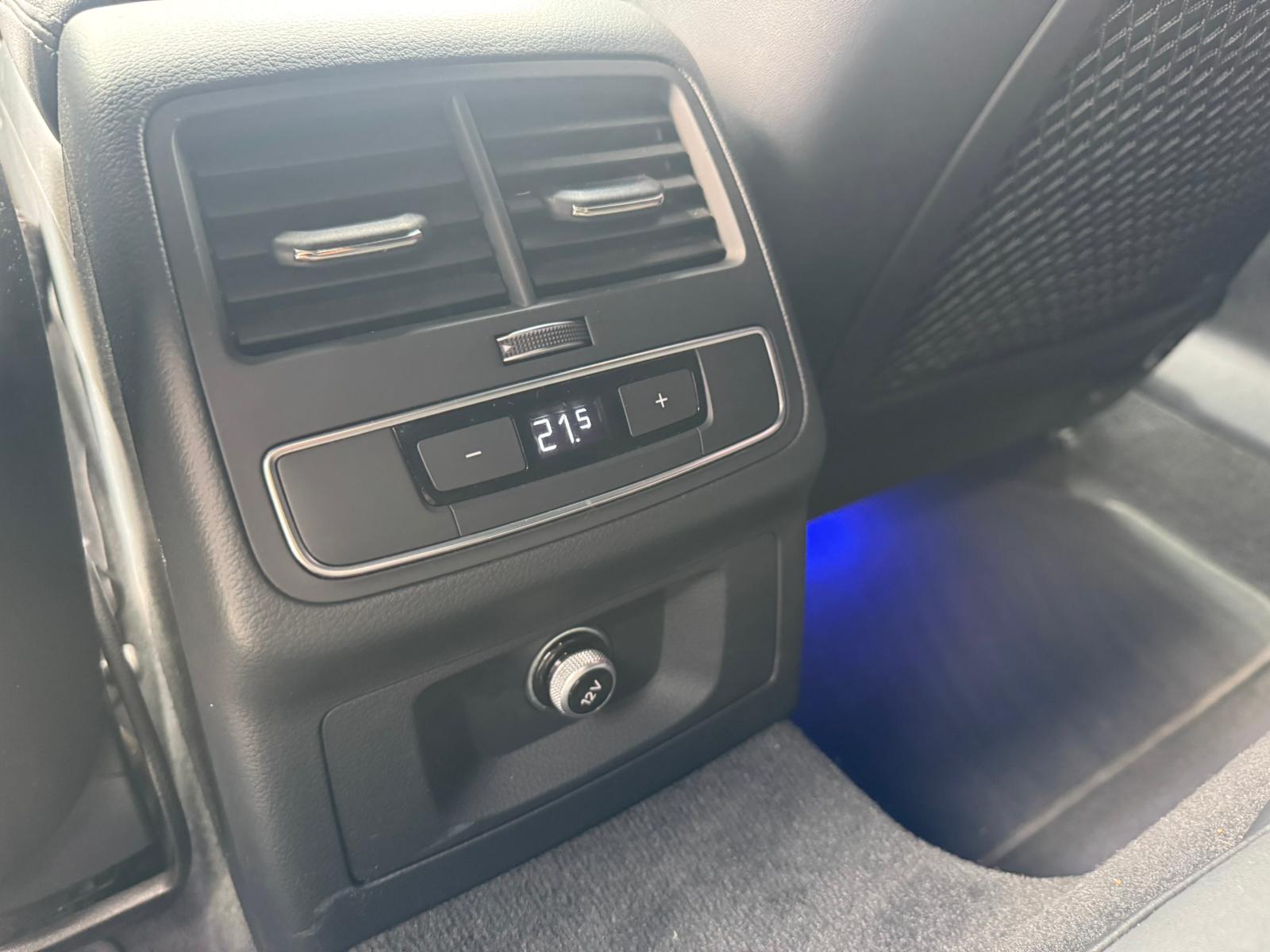 AUDI RS4 Avant quattro tiptronic-image-30